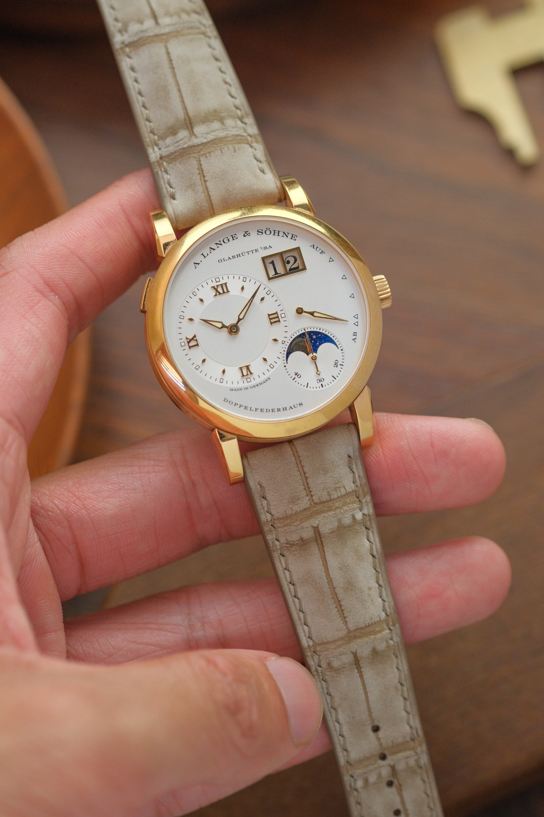 Taupe Nubuck Alligator (Padded) Leather Strap