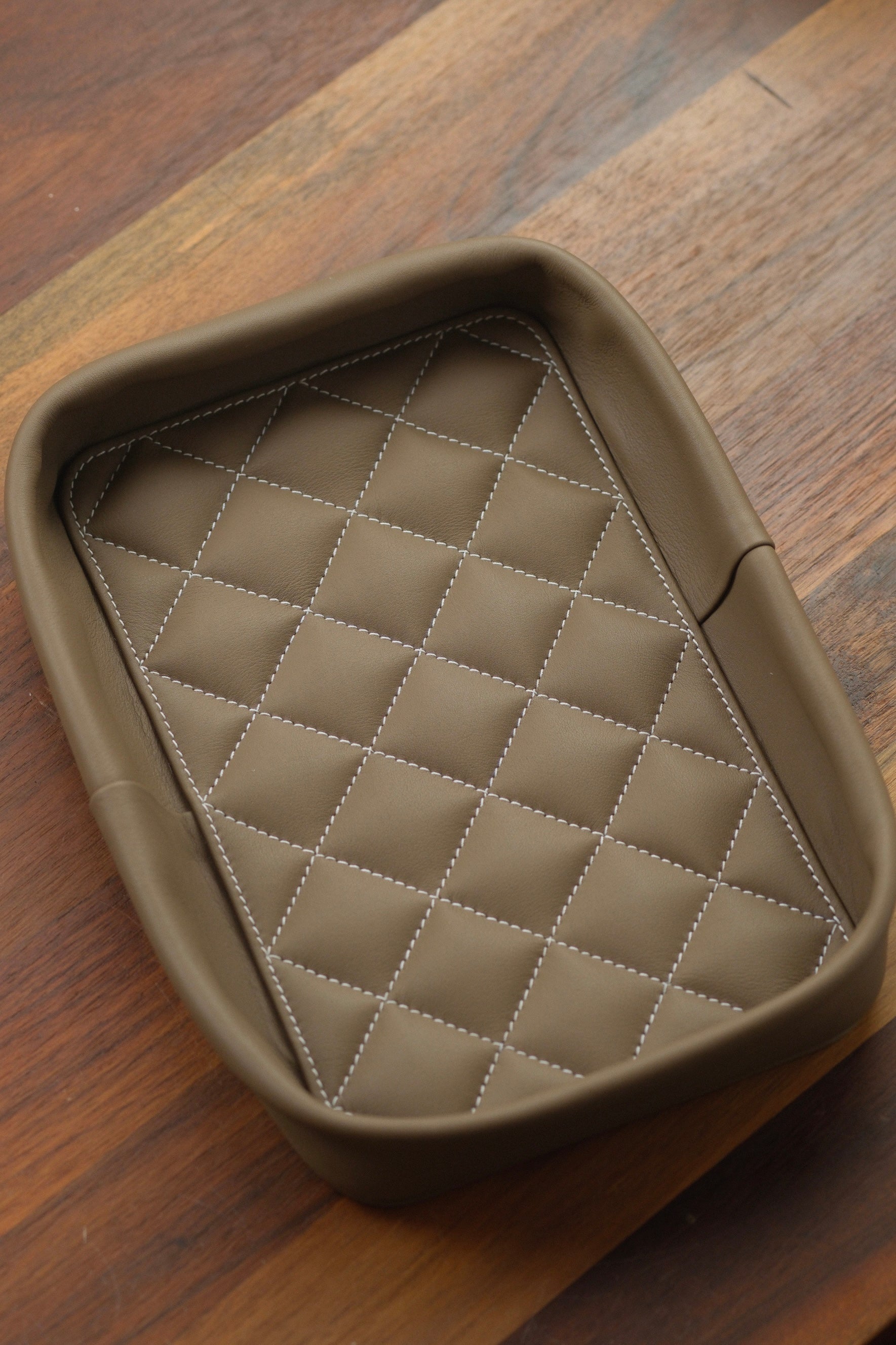 Quilted Calfskin Leather Tray - Taupe Swift - Artisan Straps