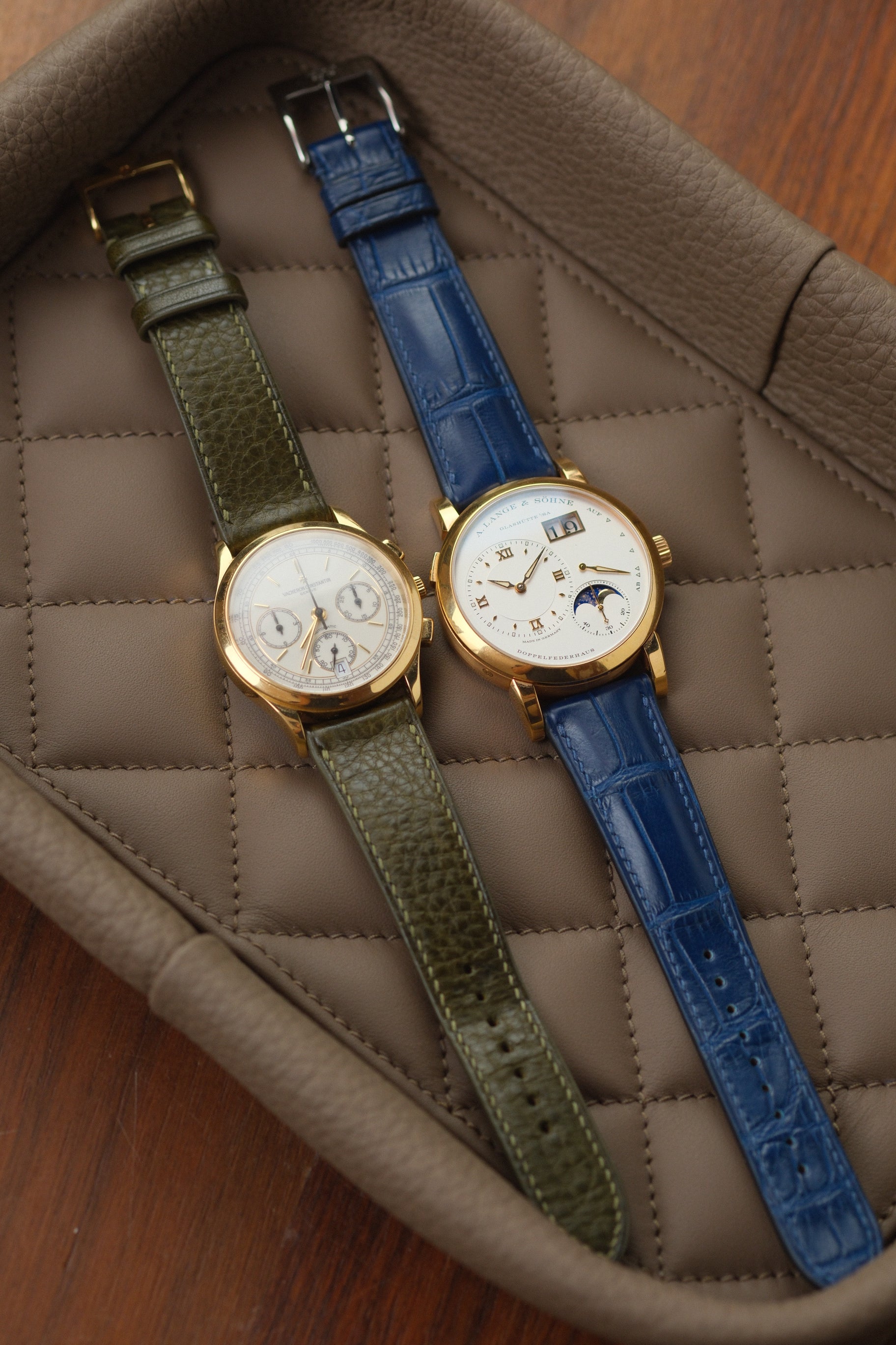 Bandeja de valet dorada de Epsom