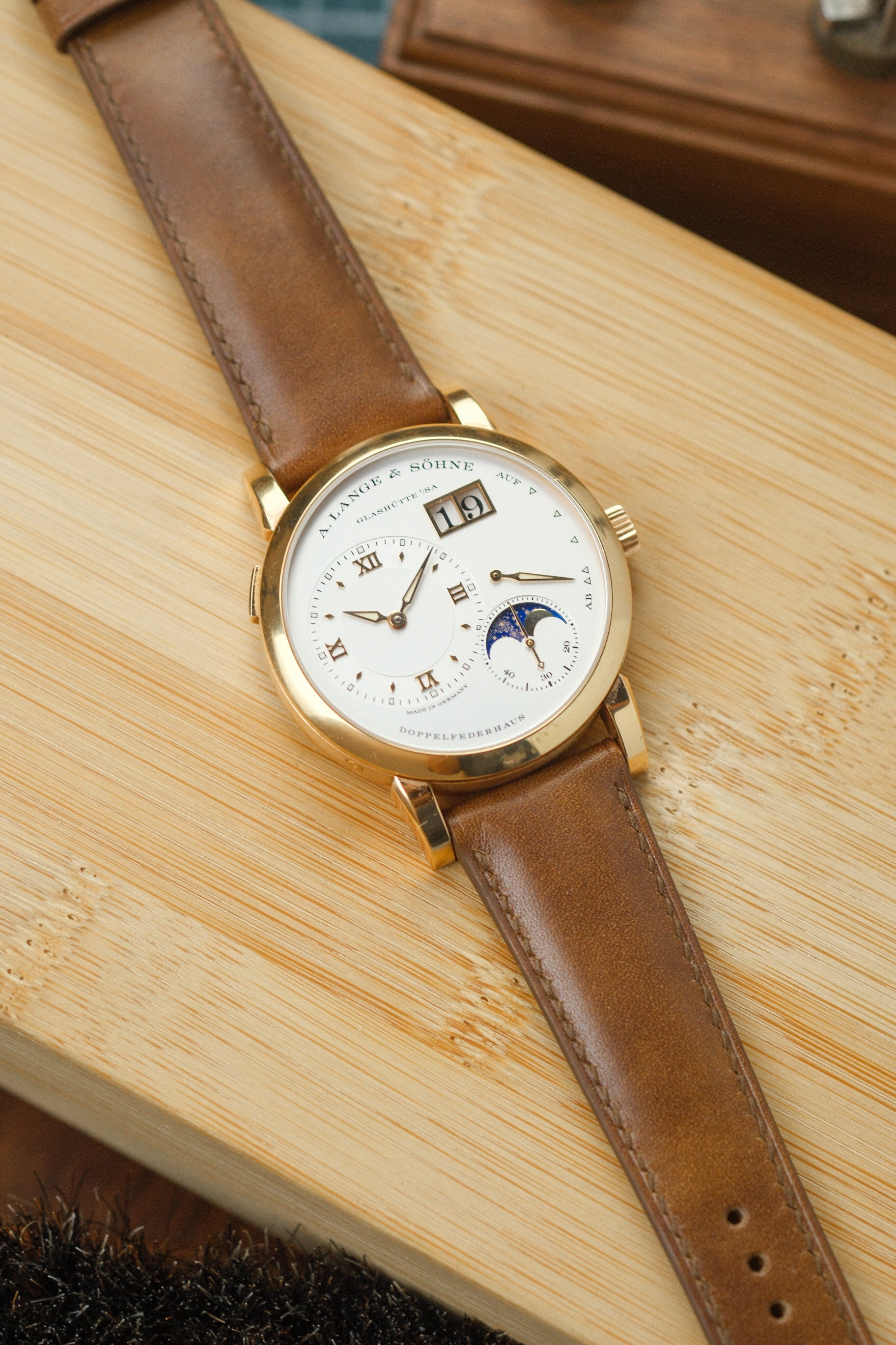 Whiskey Museum Calf (Padded) Leather Strap (Made-to-Order) - Artisan Straps