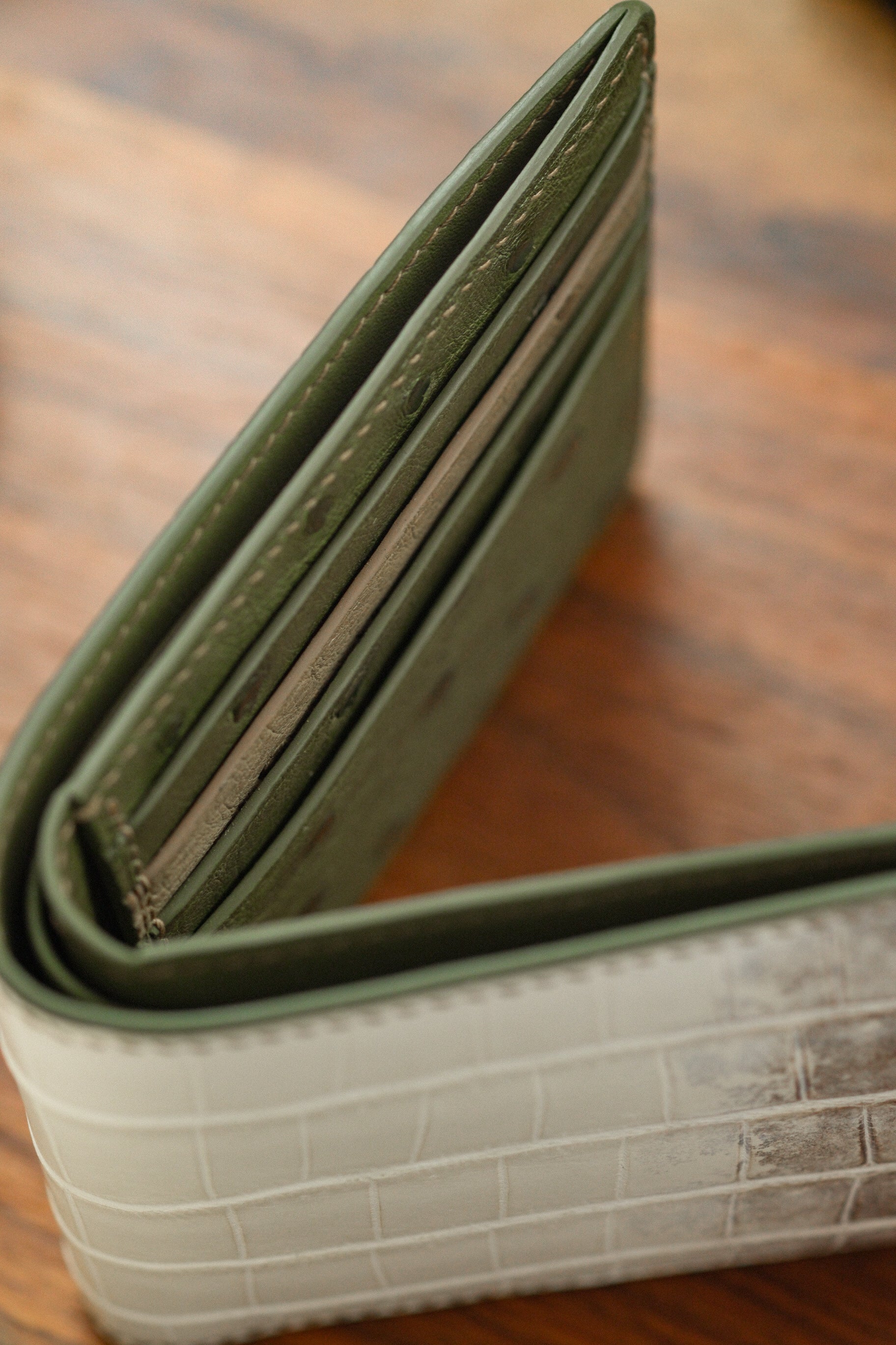 B01- Himalayan Crocodile & Ostrich Belly Billfold Wallet (8 Slot) - Artisan Straps
