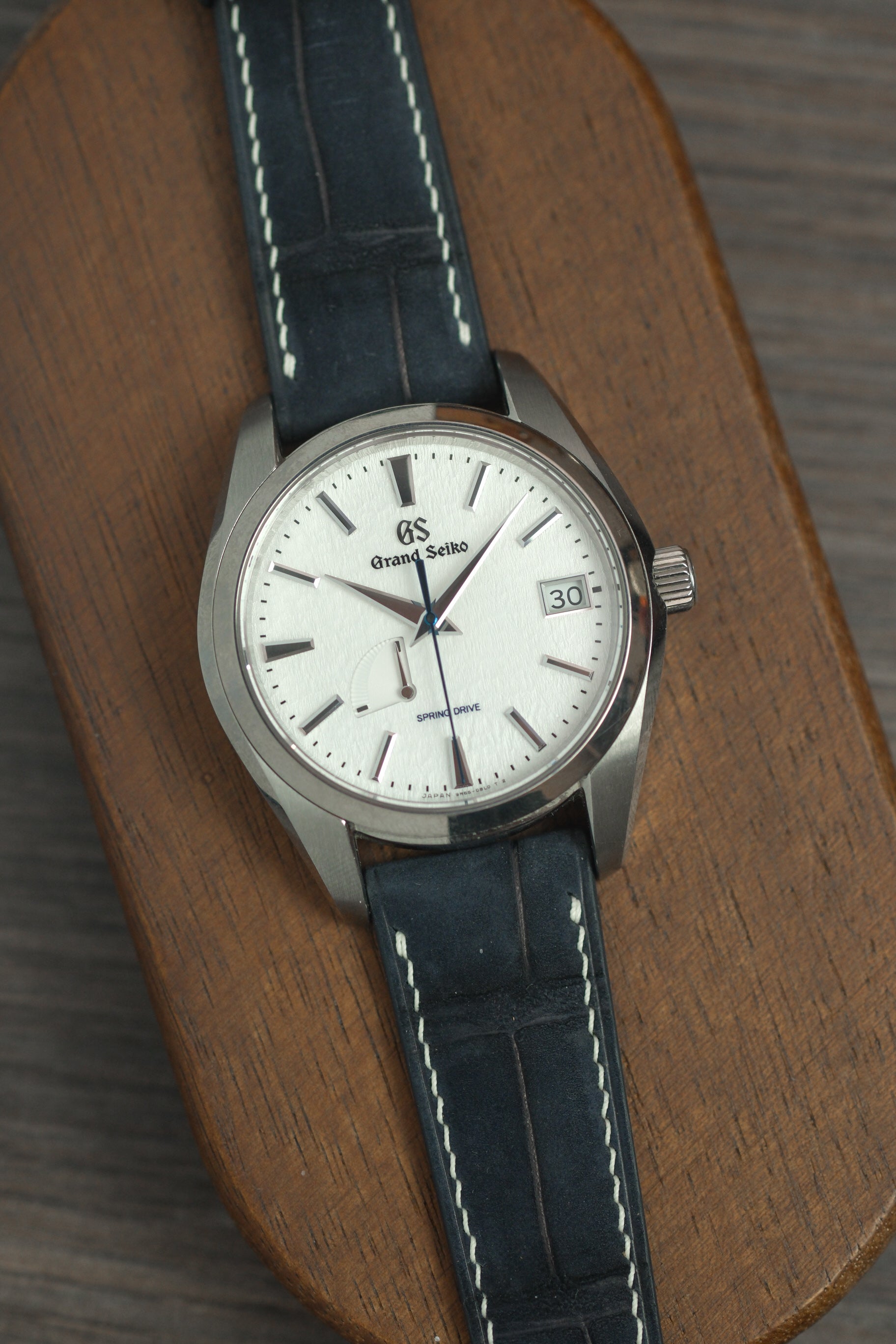 Navy Nubuck Alligator (Padded) Leather Strap - Artisan Straps