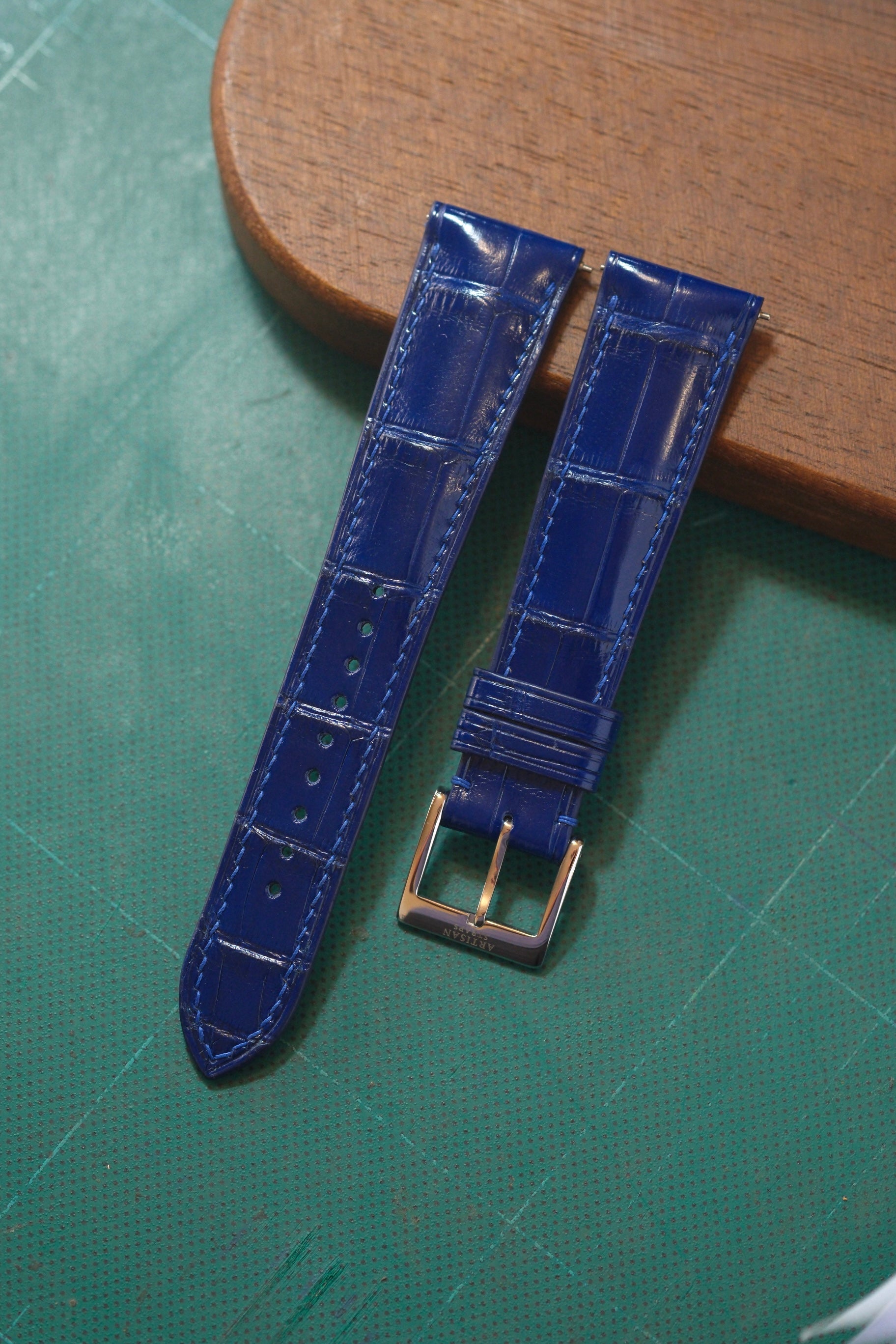 Electric Blue Millenium Alligator Leather Strap - 20mm/16mm, 115mm/75mm