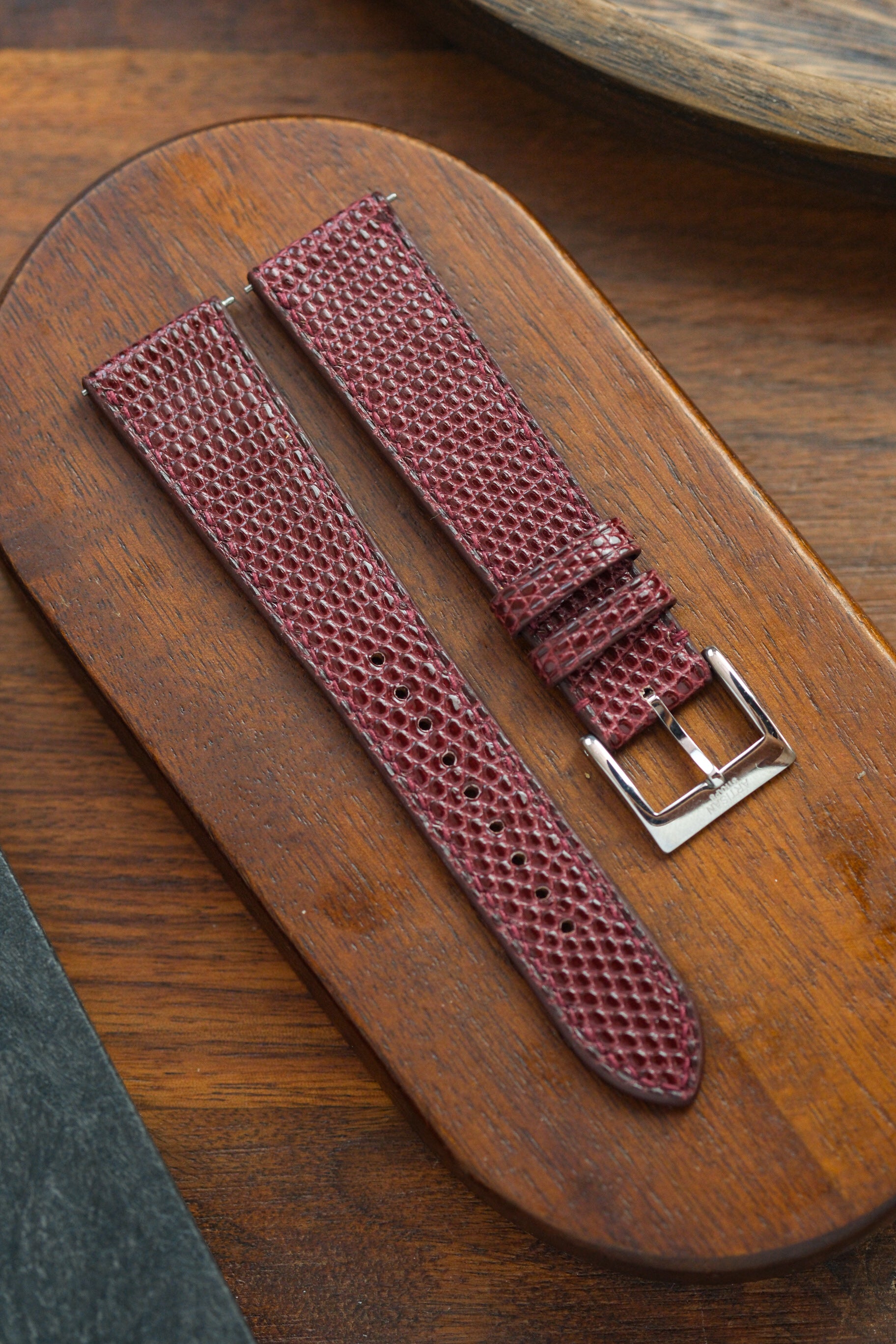 Burgundy Lizard Leather Strap (Round Scale)