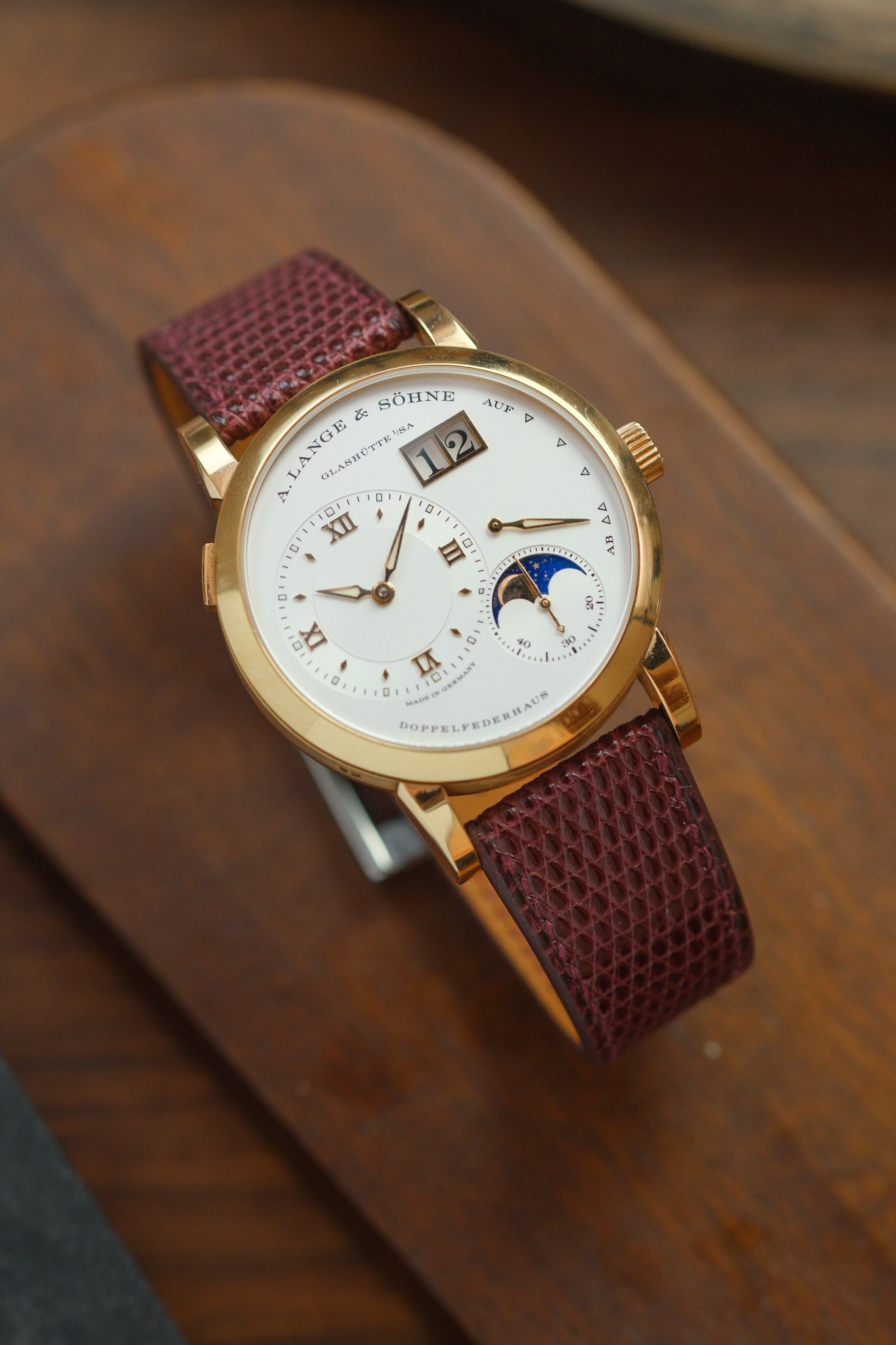 Burgundy Lizard Leather Strap (Round Scale)