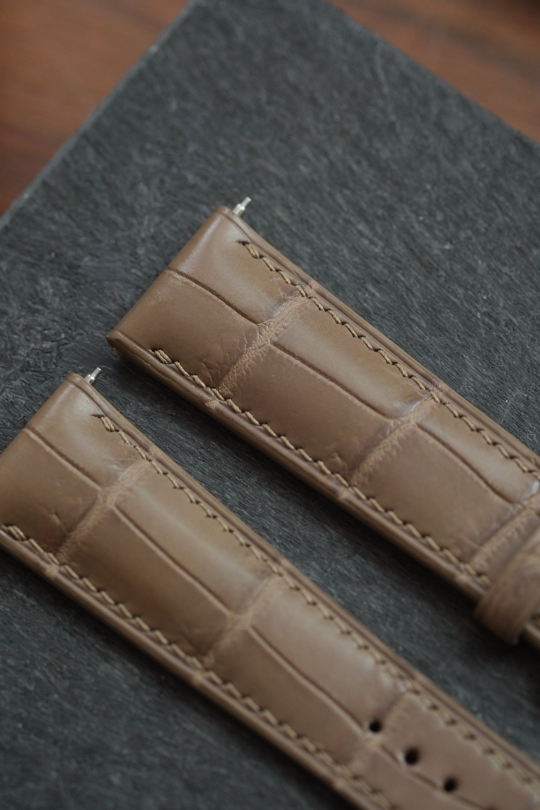 Taupe Crocodile (Padded) Leather Strap (Made-to-Order) - Artisan Straps