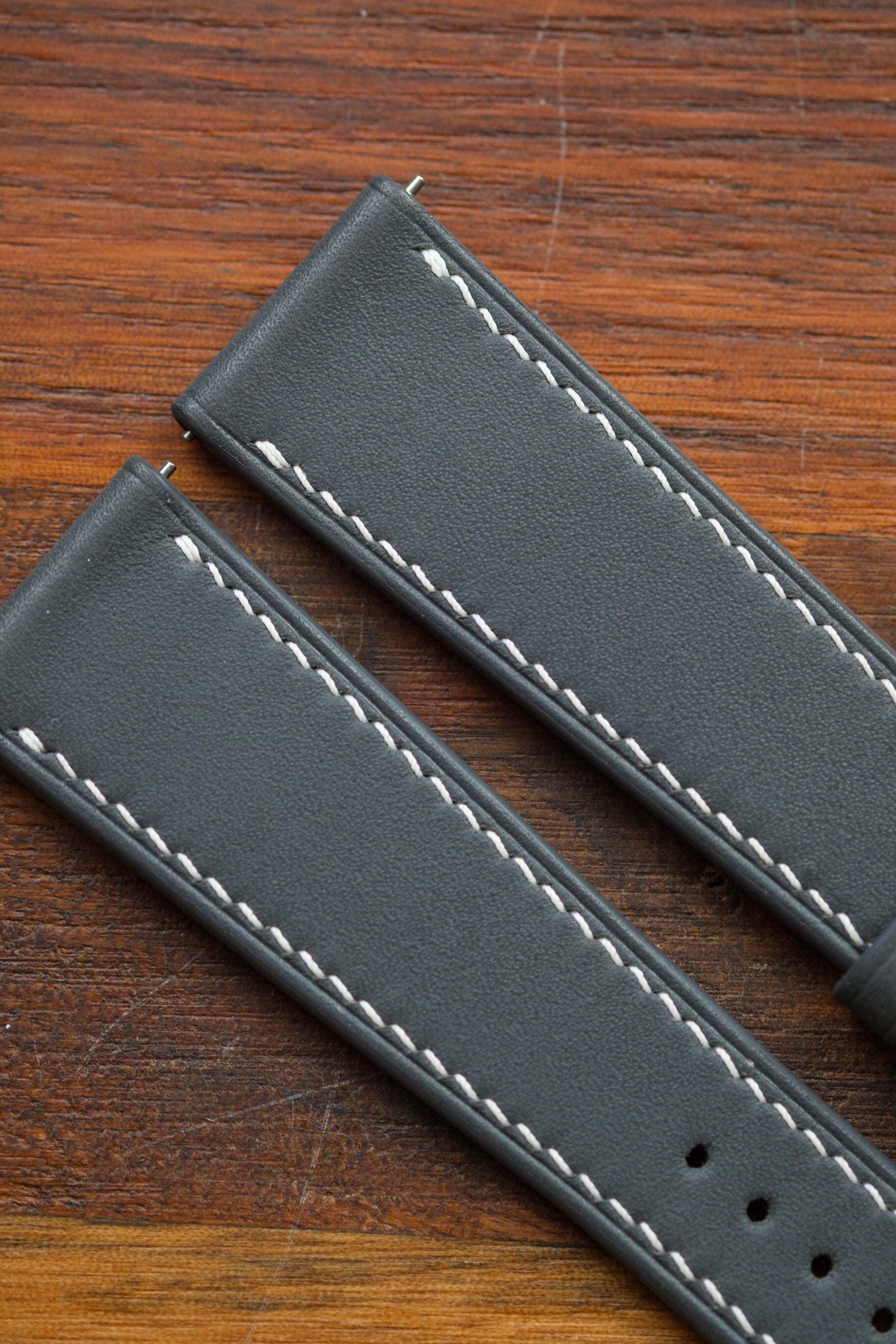 Grey Baranil Leather Strap - Artisan Straps