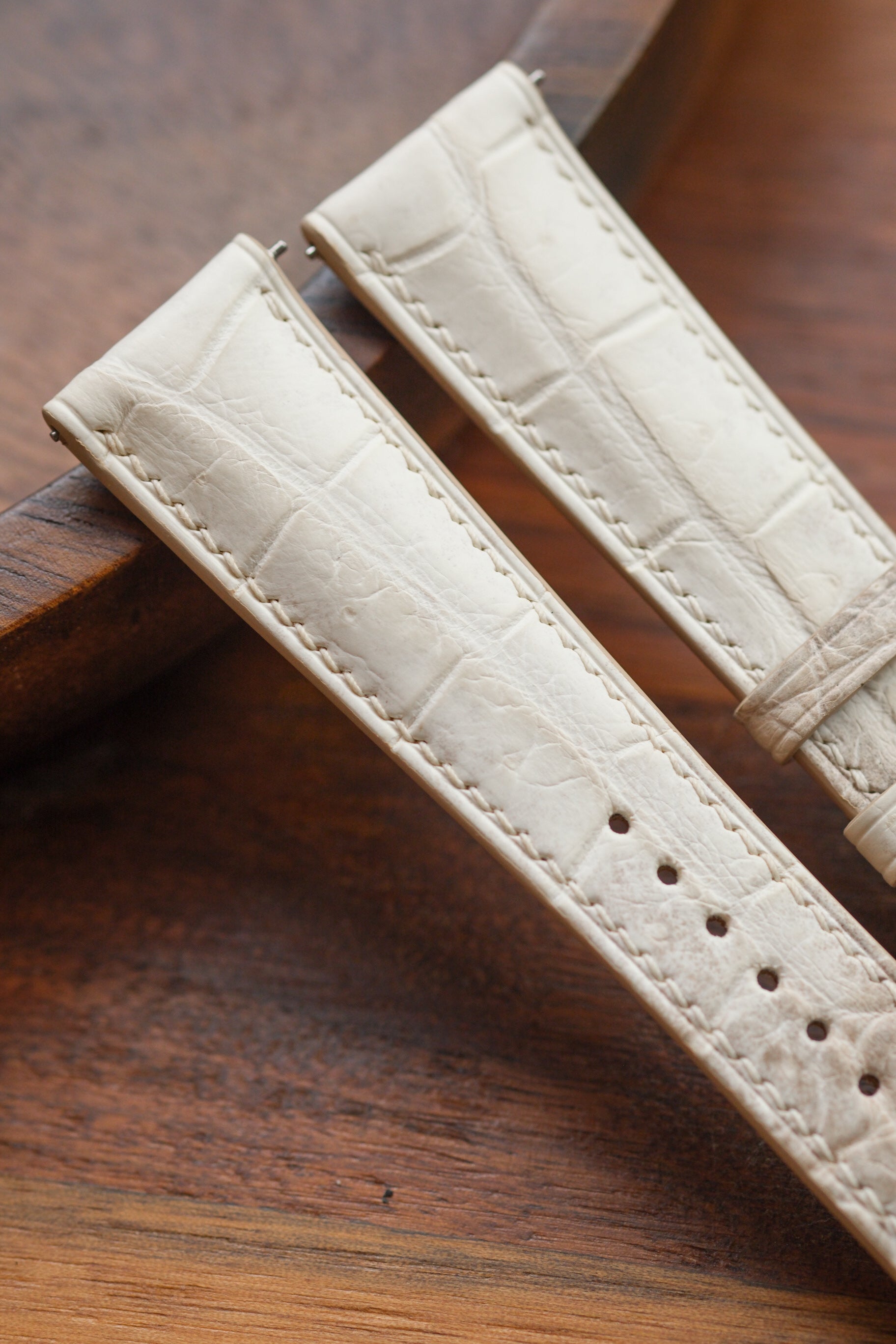 Natural Himalayan Crocodile Belly (Padded) Leather Strap - Artisan Straps