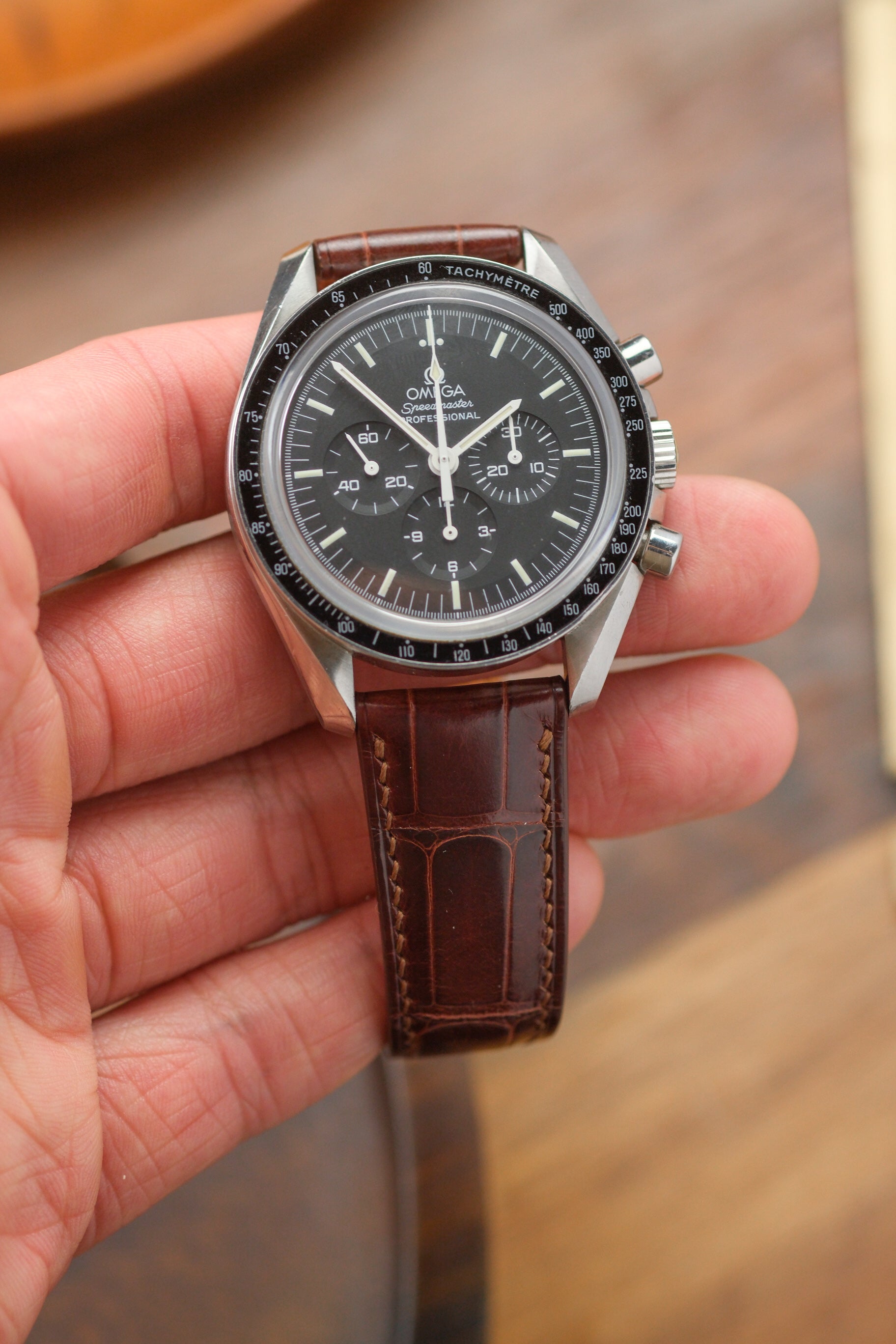 Chestnut Brown Glazed Alligator (Padded) Leather Strap