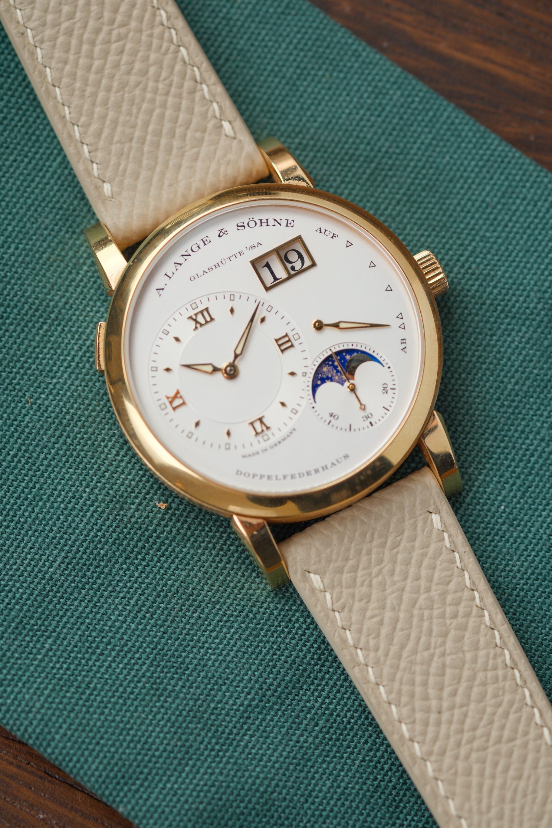 Beige Epsom Leather Strap (MTO) - Artisan Straps