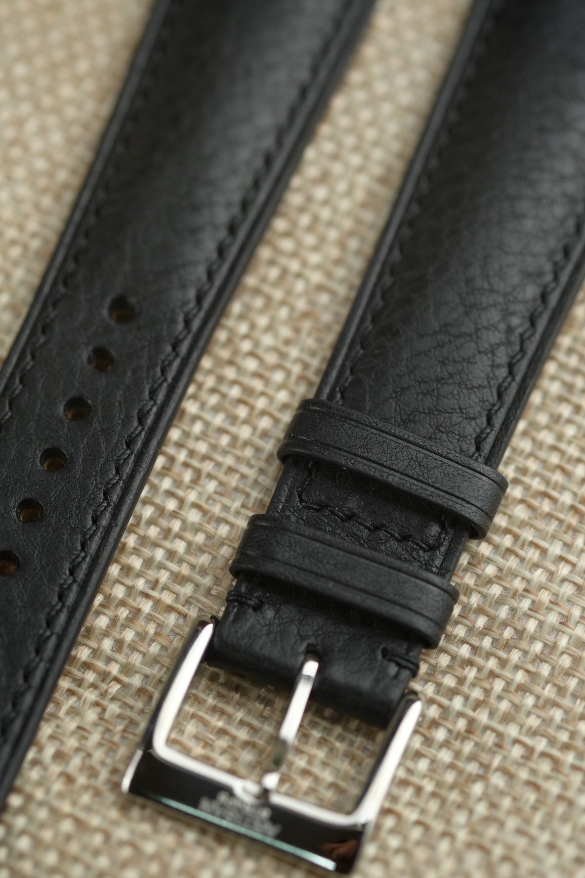 Black Minerva Box (Padded) Leather Strap - Artisan Straps