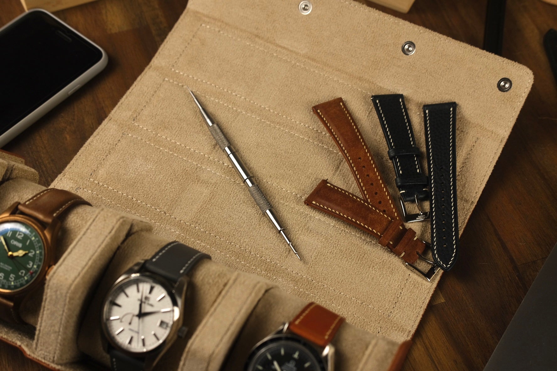 *PREORDER* Hexad Trio - Cowhide Watch Case in Brown/Beige - Artisan Straps