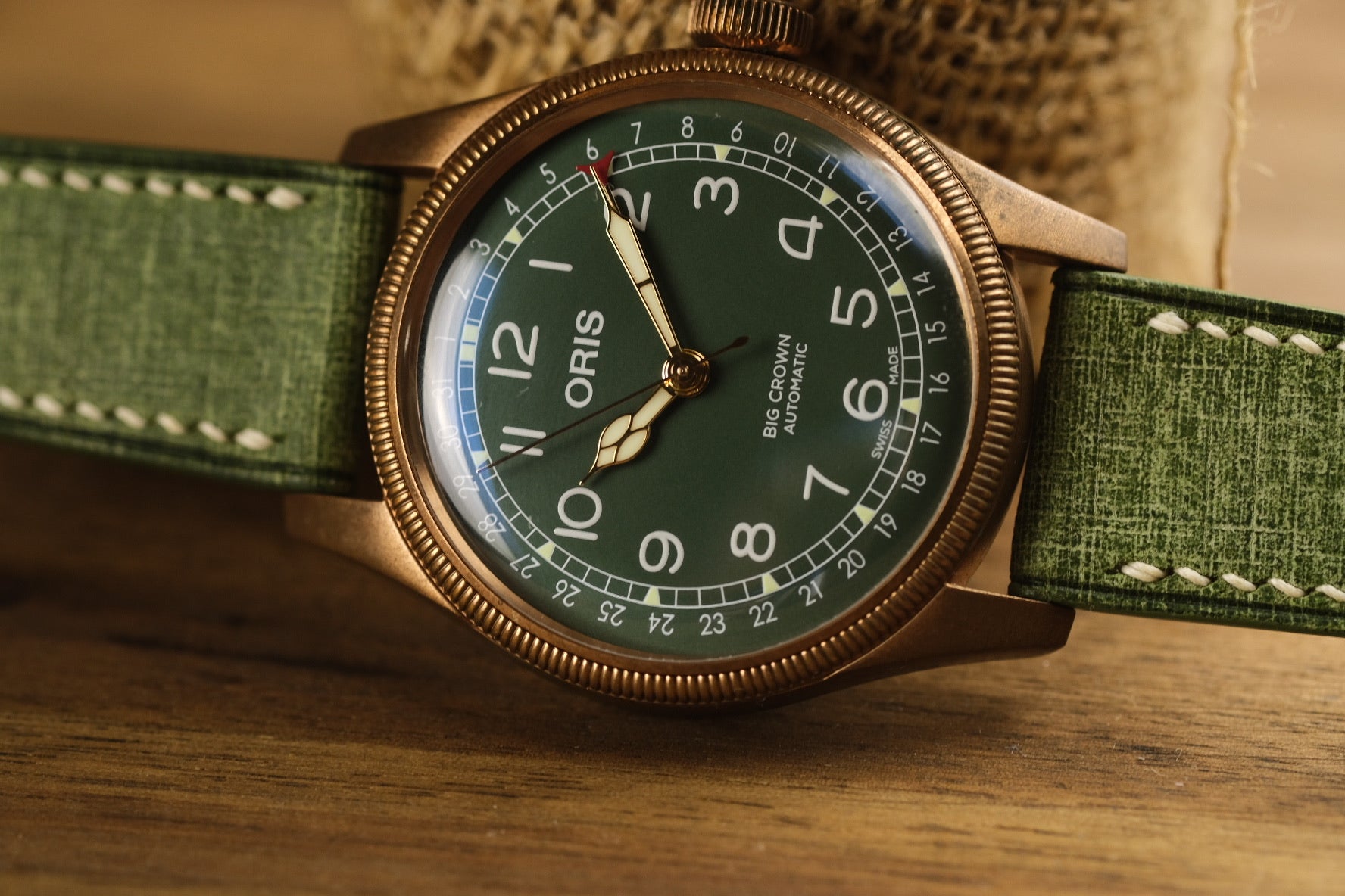 Babele ‘Linen’ Calf Leather Strap in Lime Green - Artisan Straps