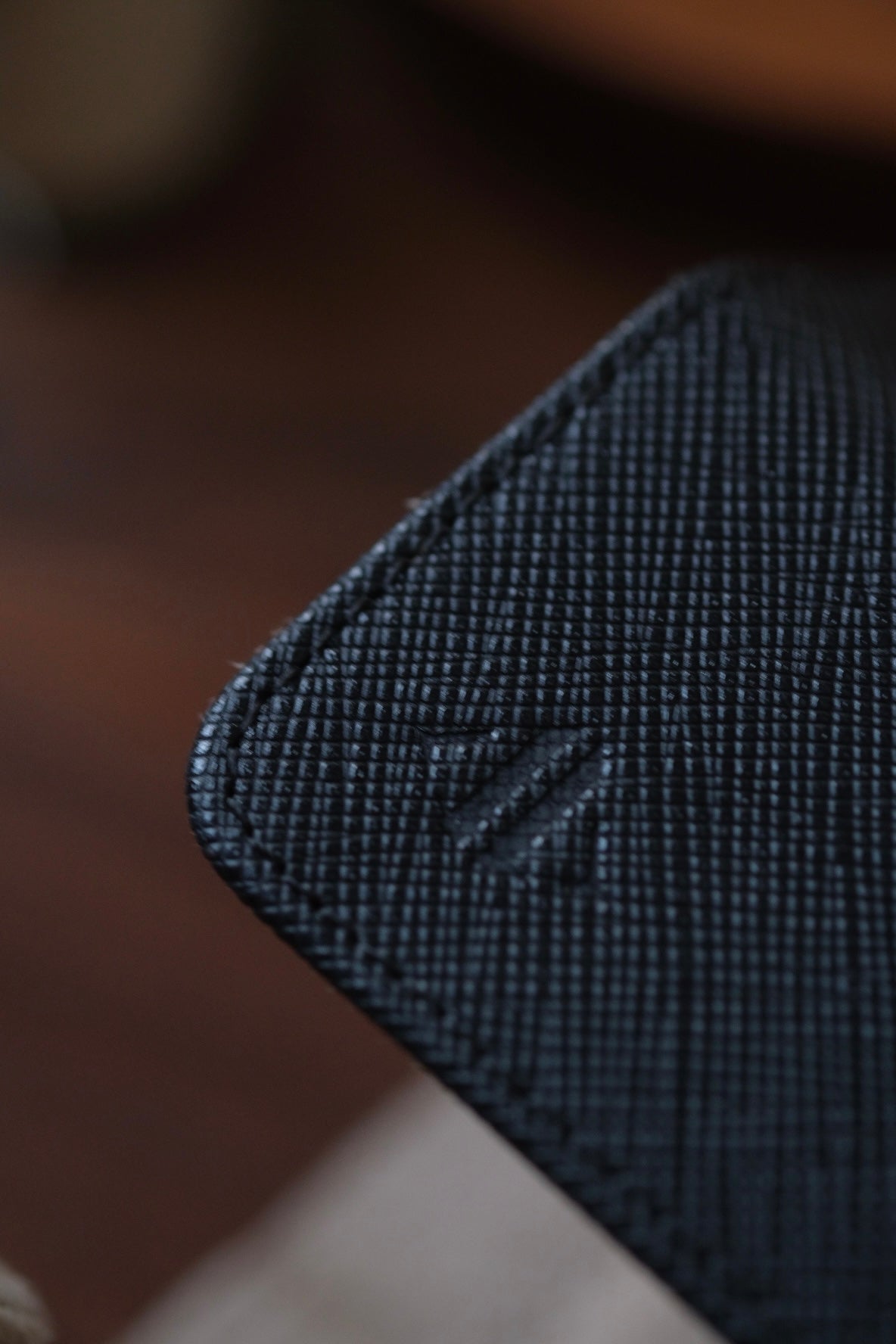 Hexad Trio - Saffiano Watch Case in Black/Beige - Artisan Straps