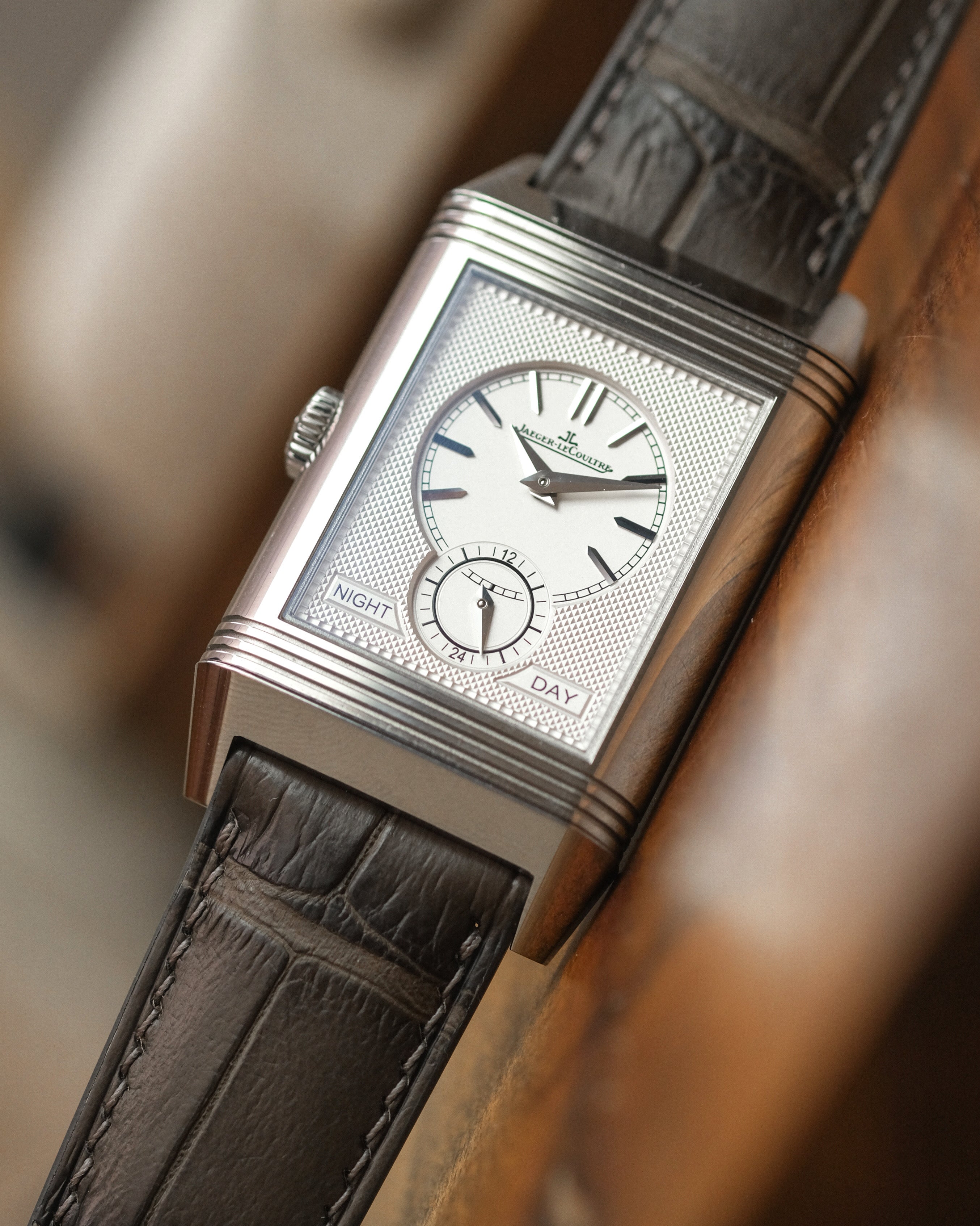 Correa de piel de caimán gris elefante 