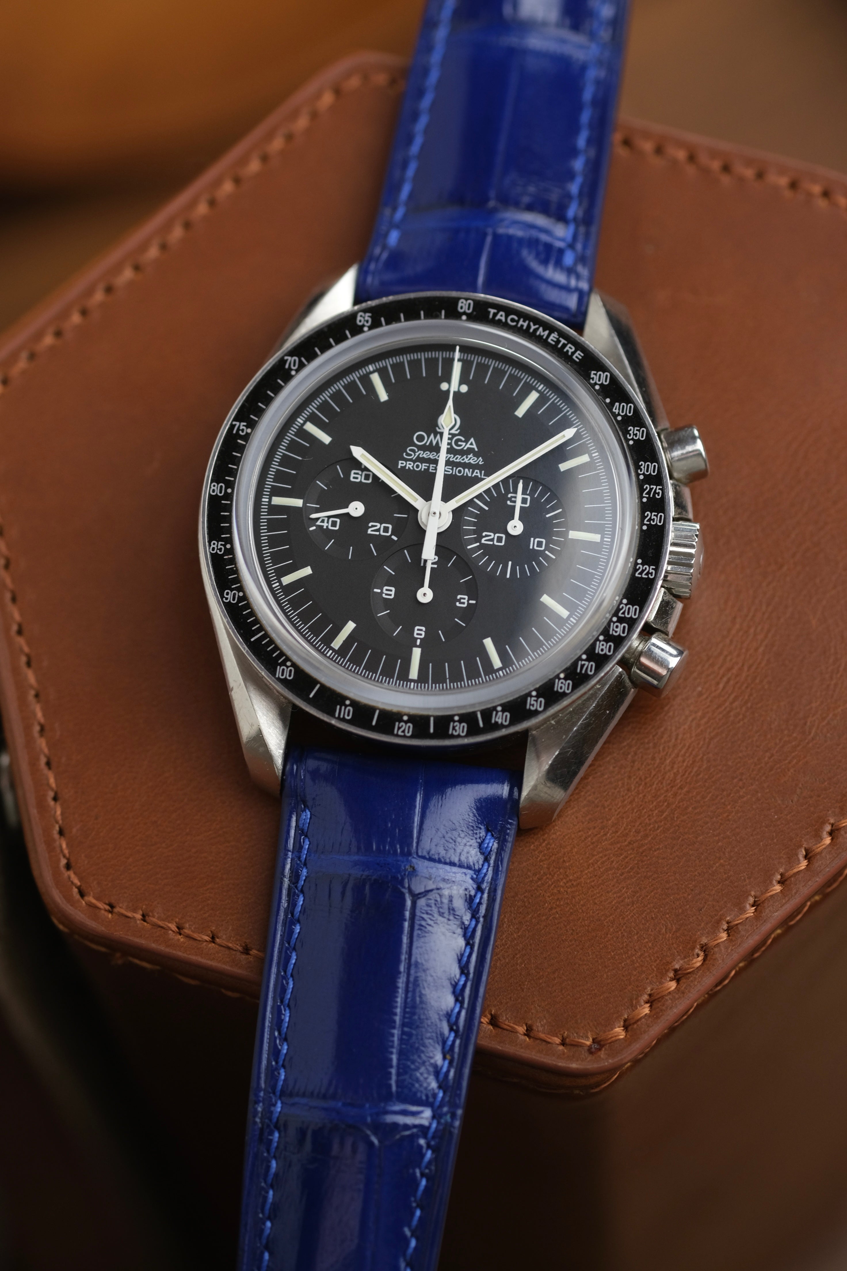 Electric Blue Millenium Alligator (Padded) Leather Strap