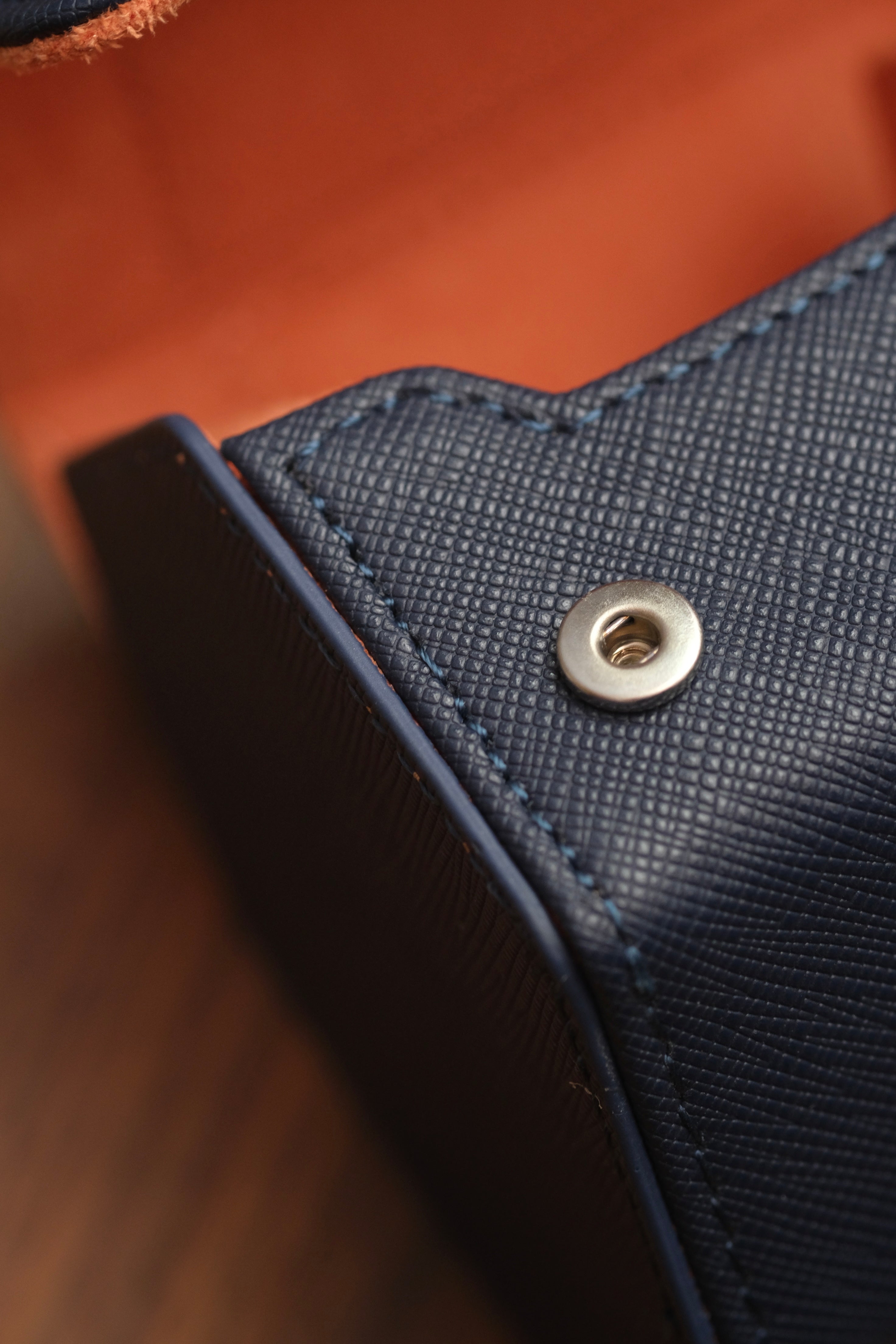 (Seconds) Hexad Trio - Cowhide Leather Watch Storage Case - Artisan Straps