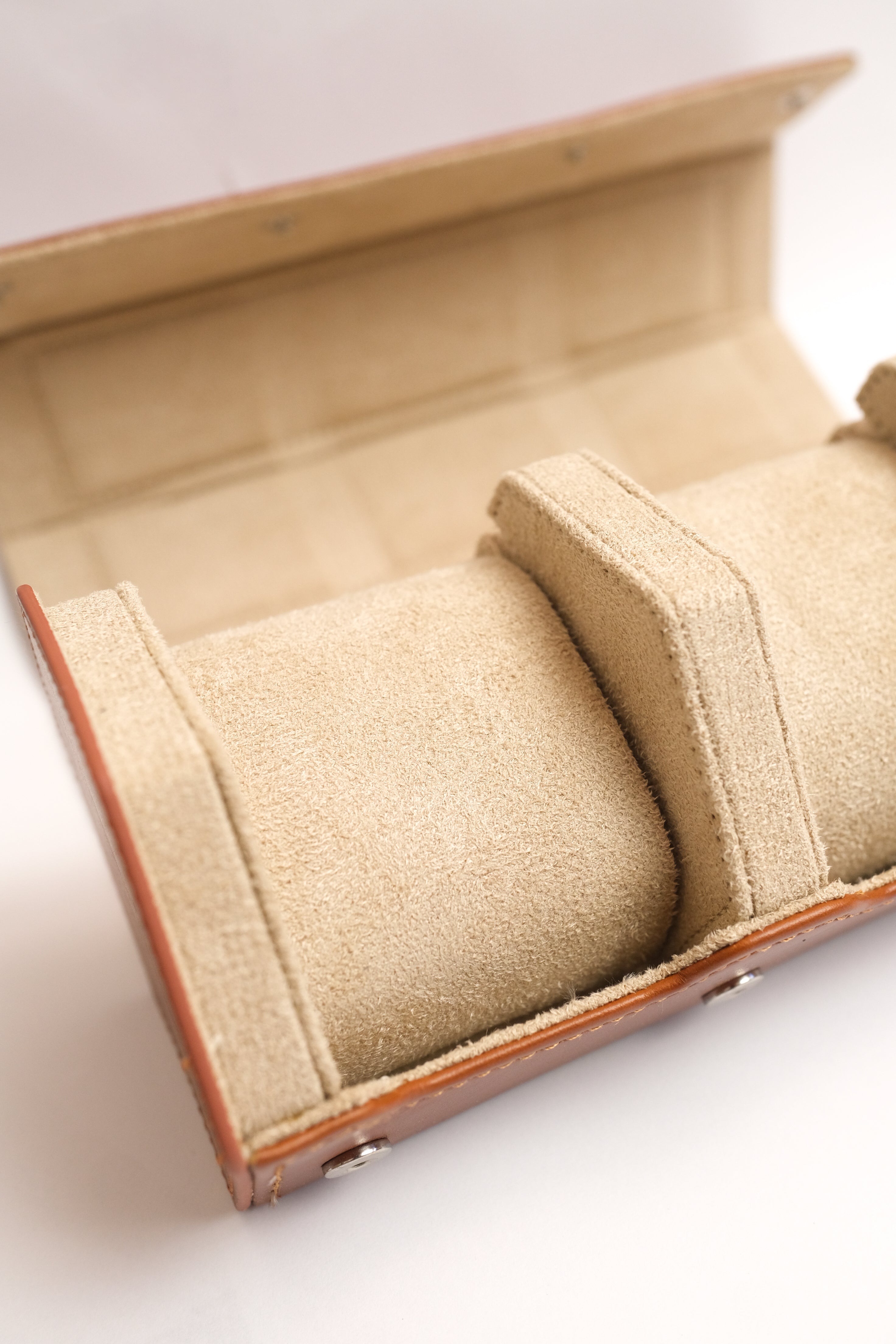 Hexad Trio - Cowhide Watch Case in Brown/Beige - Artisan Straps