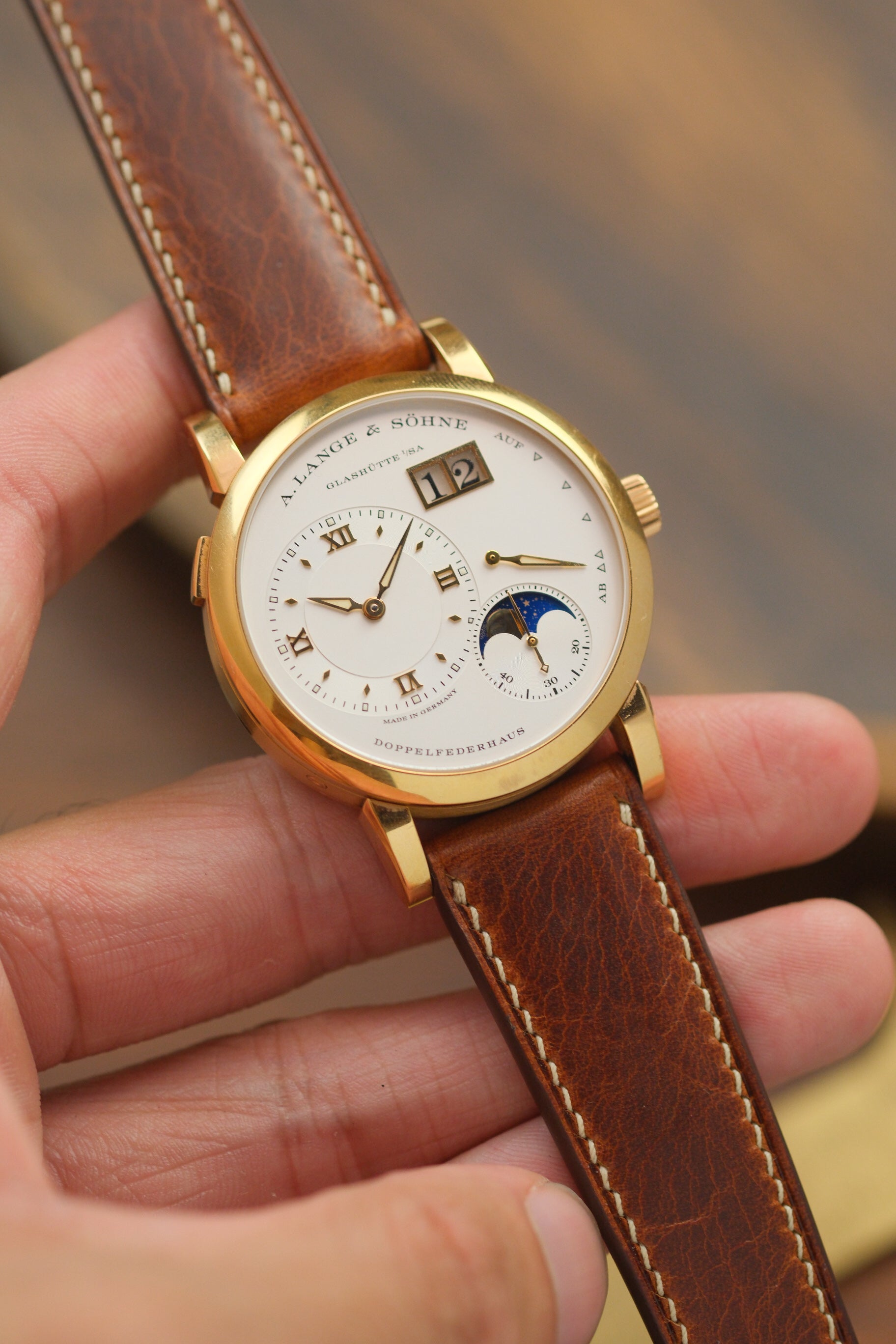 Cognac Waxy (Padded) Leather Strap
