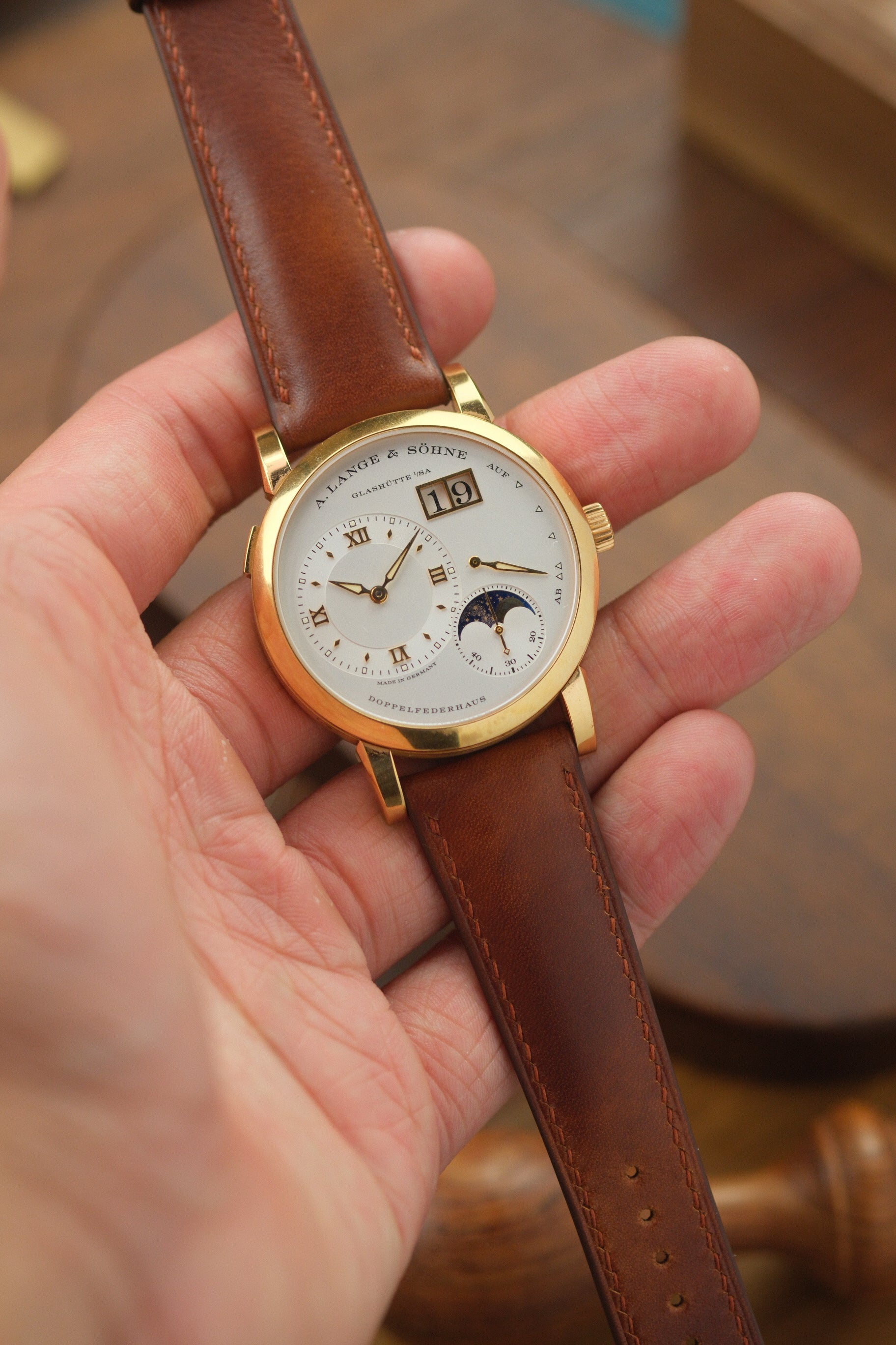 Brown Museum Calf (Padded) Leather Strap (Copy) - Artisan Straps