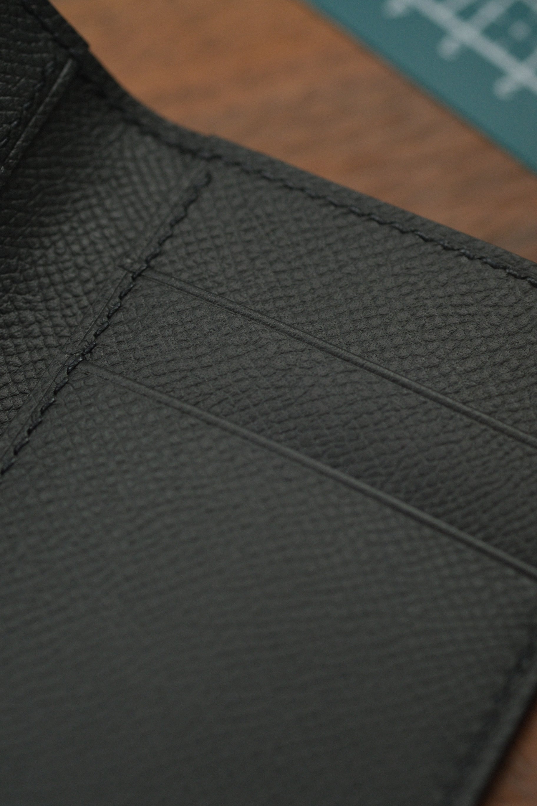 A01 - Bifold Cardholder (Black Alligator & Black Epsom) - Artisan Straps