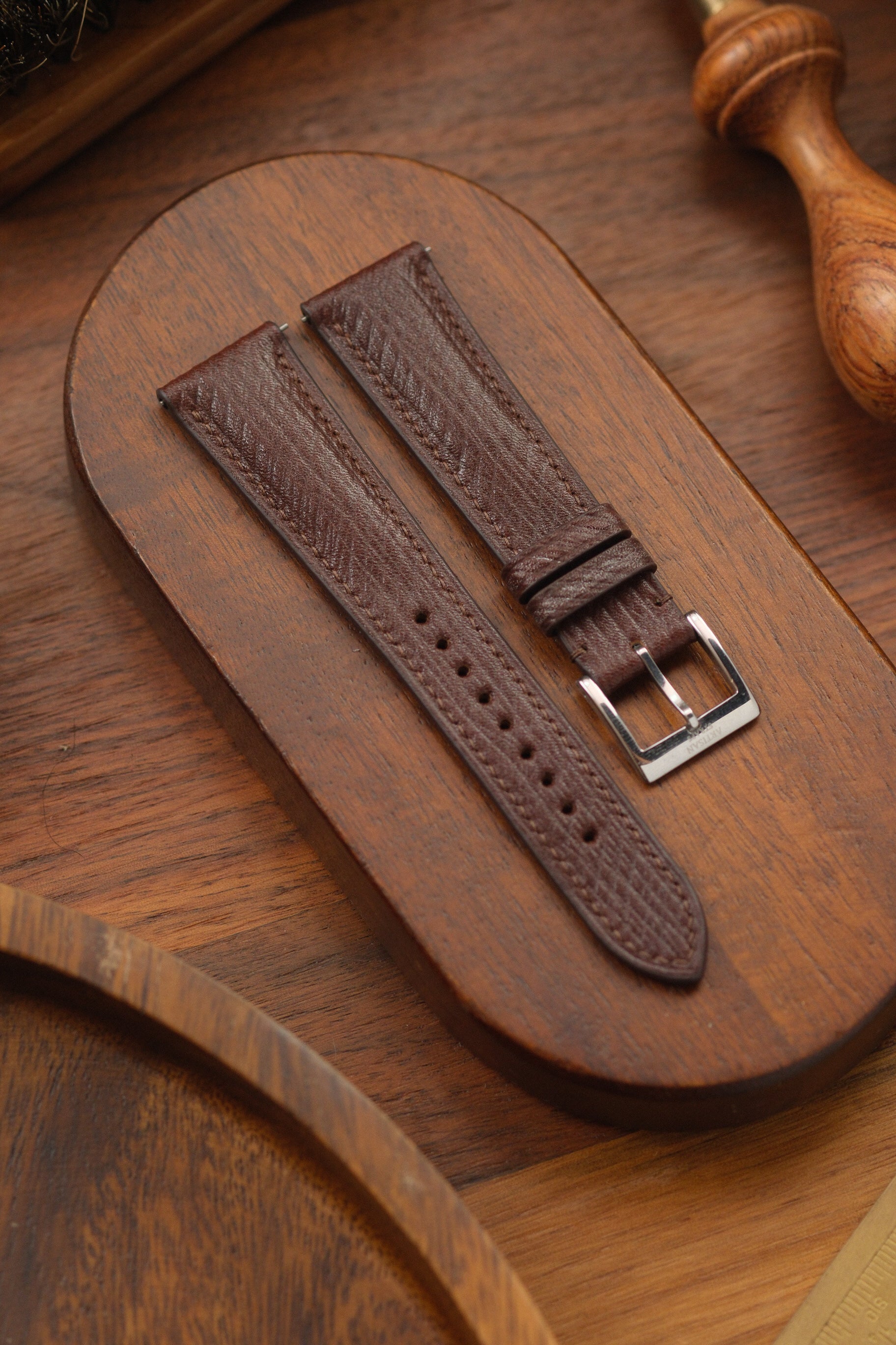 Brown Russian Calf (Padded) Leather Strap (Made-to-Order) - Artisan Straps