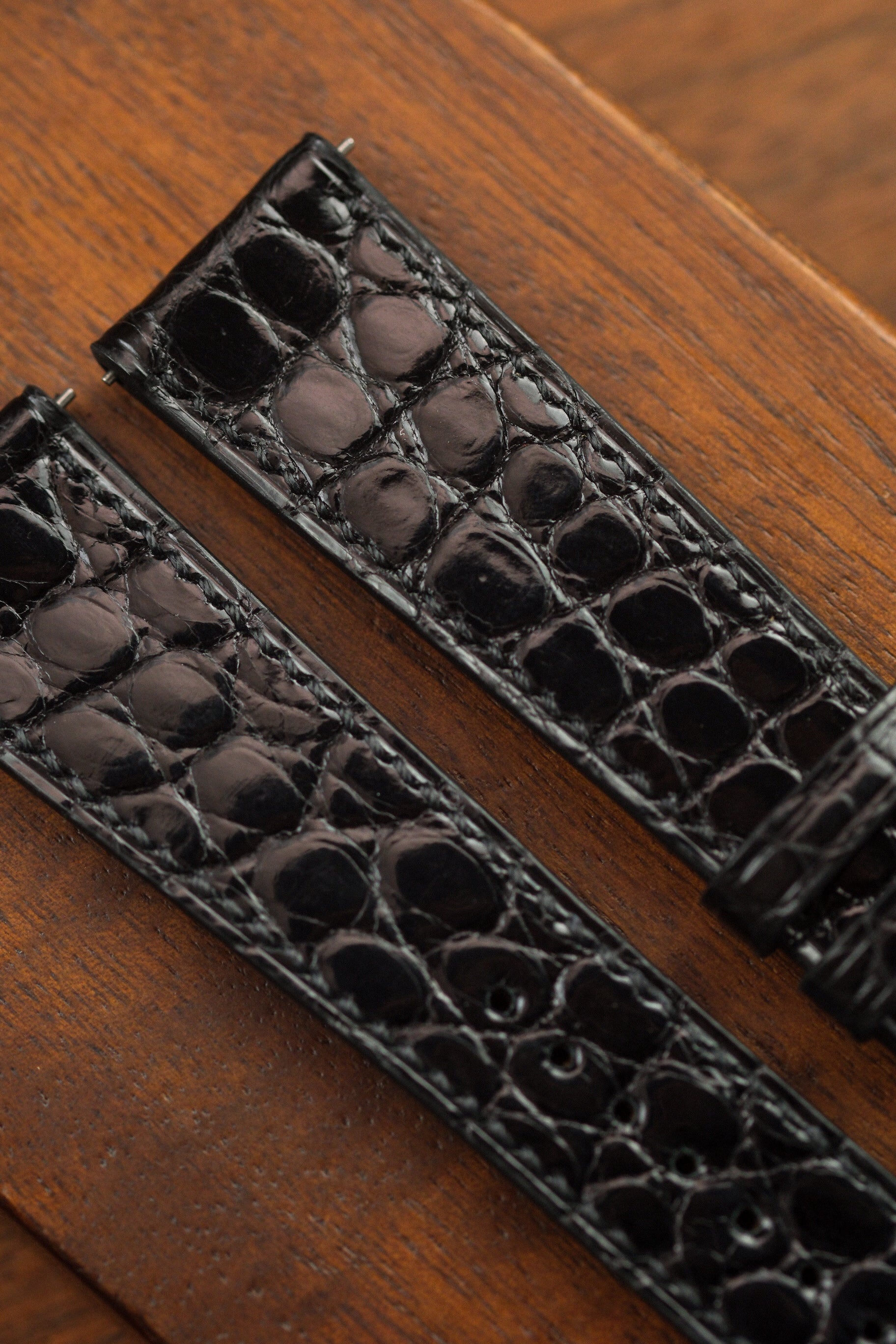 Black Glazed Alligator Flank Leather Strap
