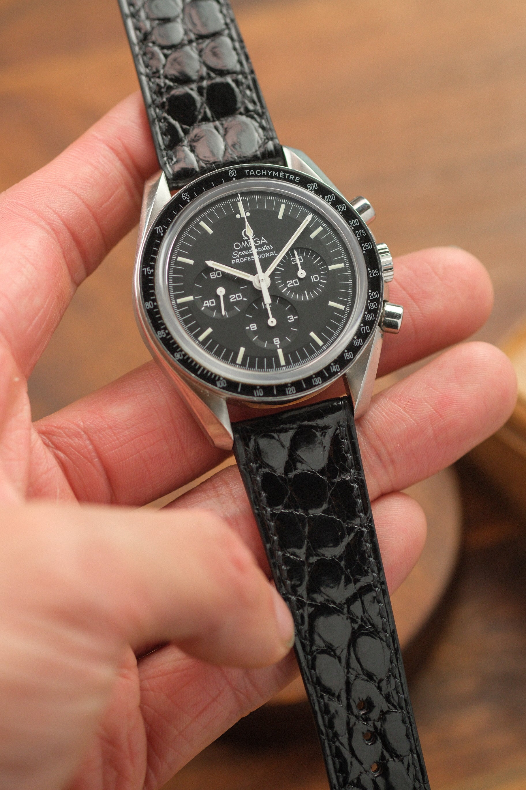 Black Glazed Alligator Flank Leather Strap