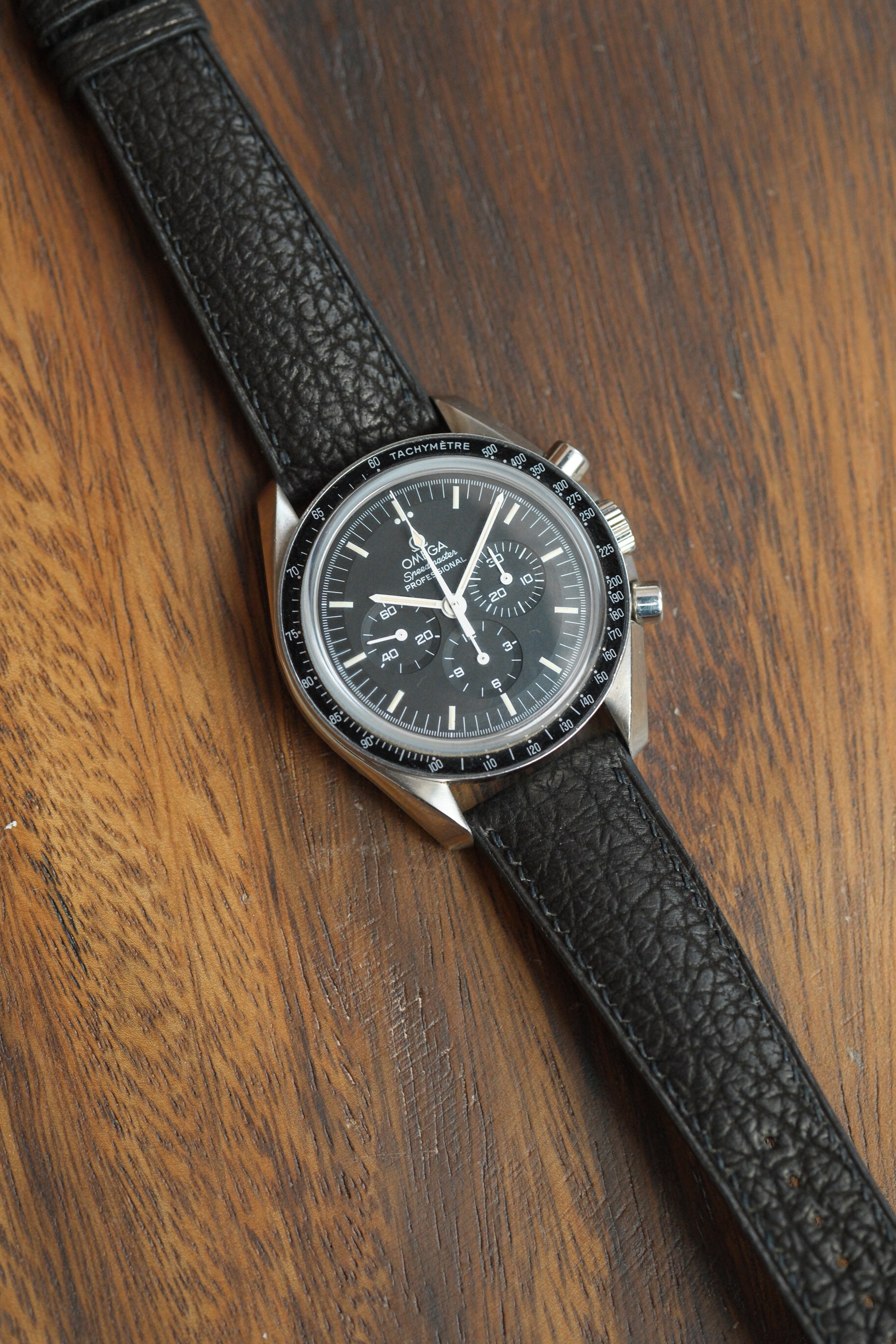 Black Shark (Padded) Leather Strap