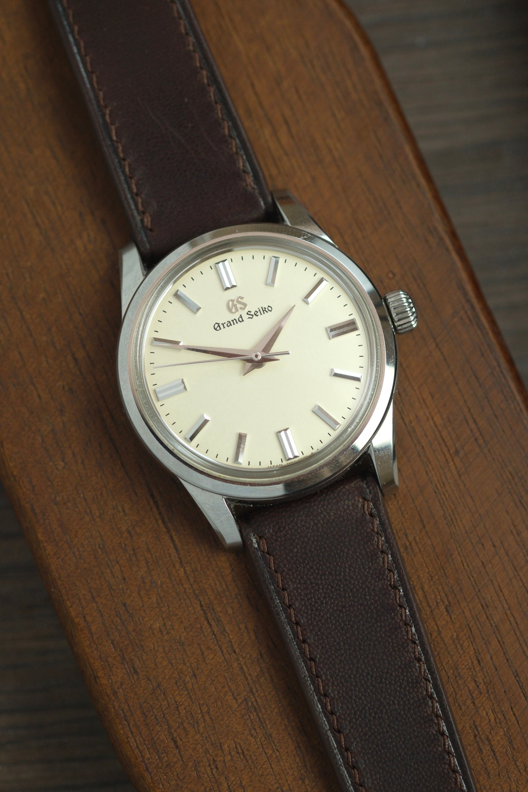 Dark Brown Kangaroo (Greasy Roo) Leather Strap - Artisan Straps