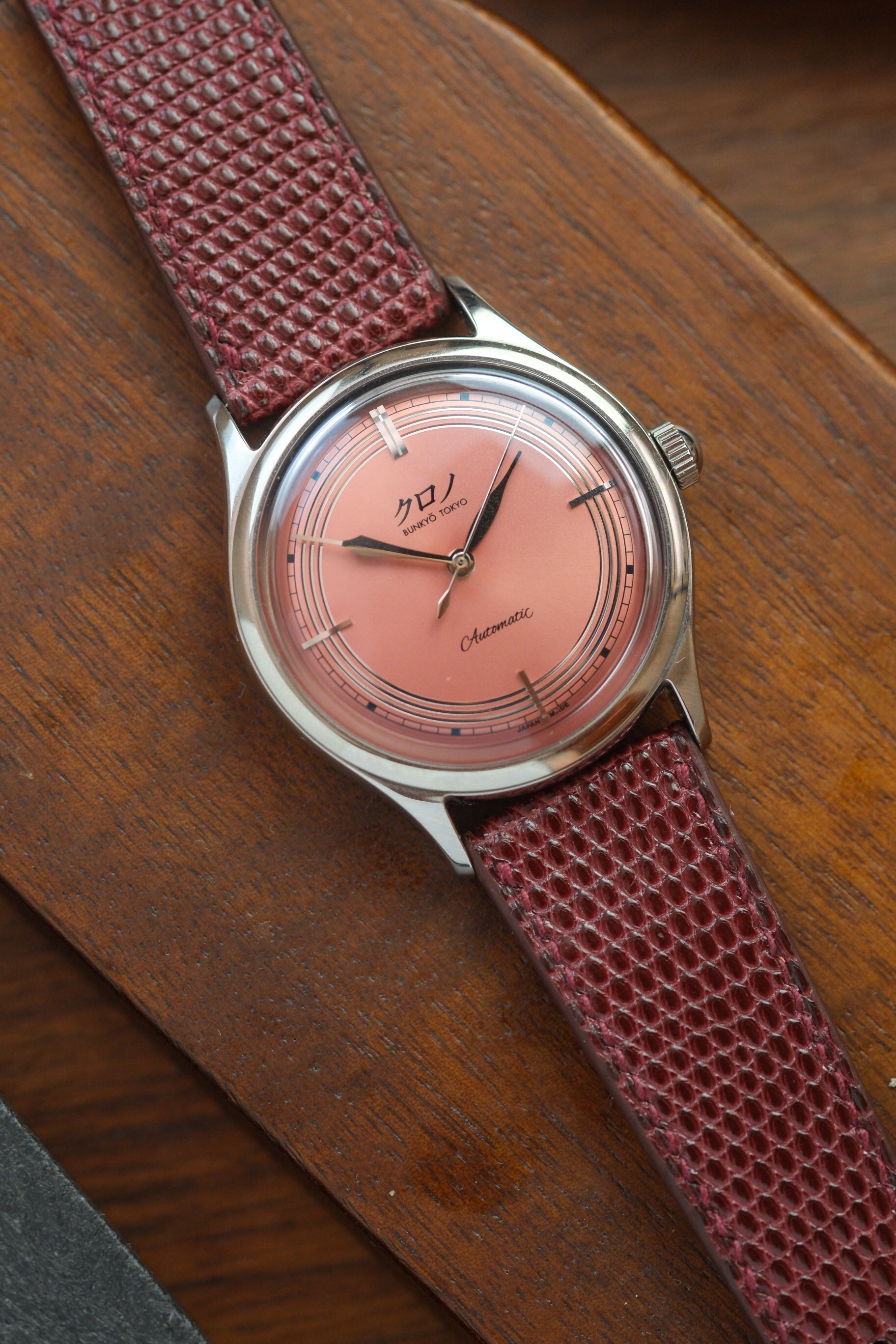 Burgundy Lizard Leather Strap (Round Scale)
