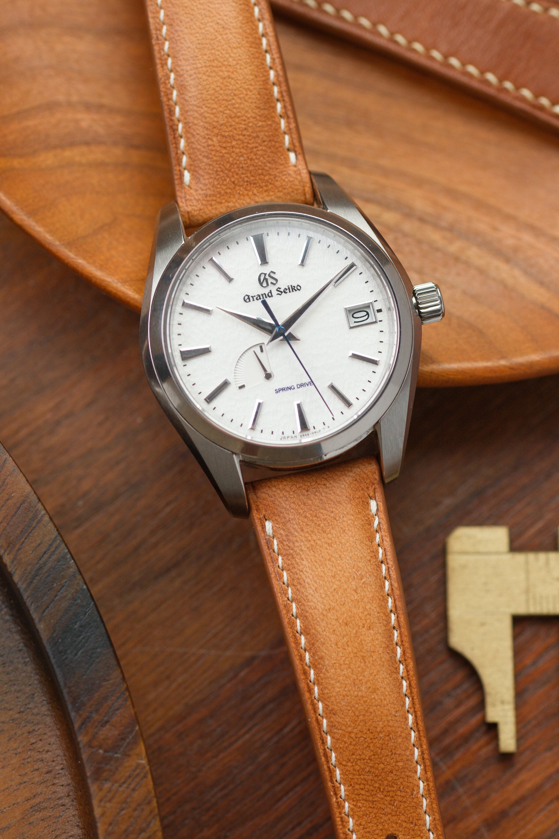 Natural Dublin (Padded) Leather Strap - Artisan Straps