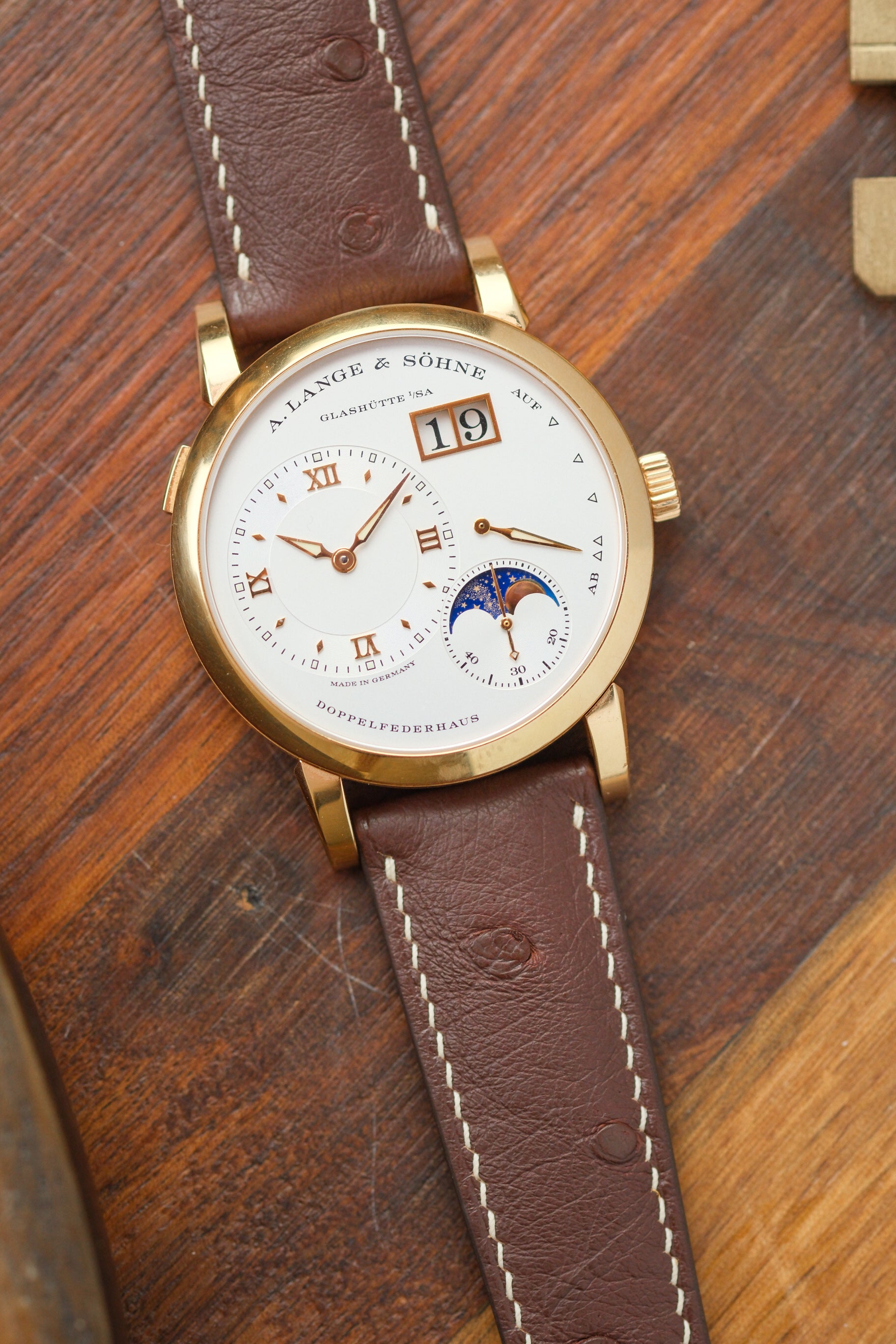 Chocolate Brown Ostrich Belly (Padded) Leather Strap