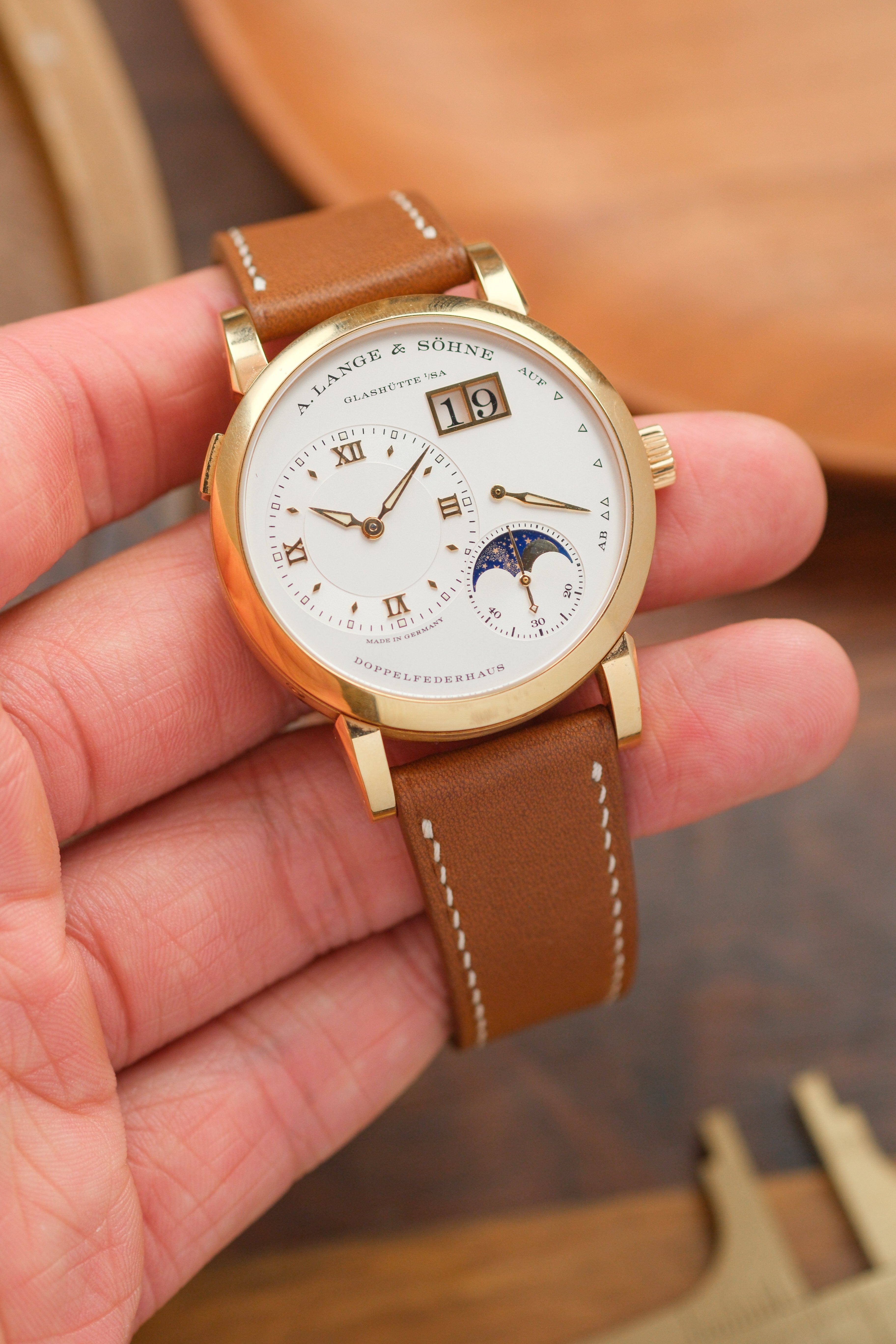 Tan Novonappa Leather Strap