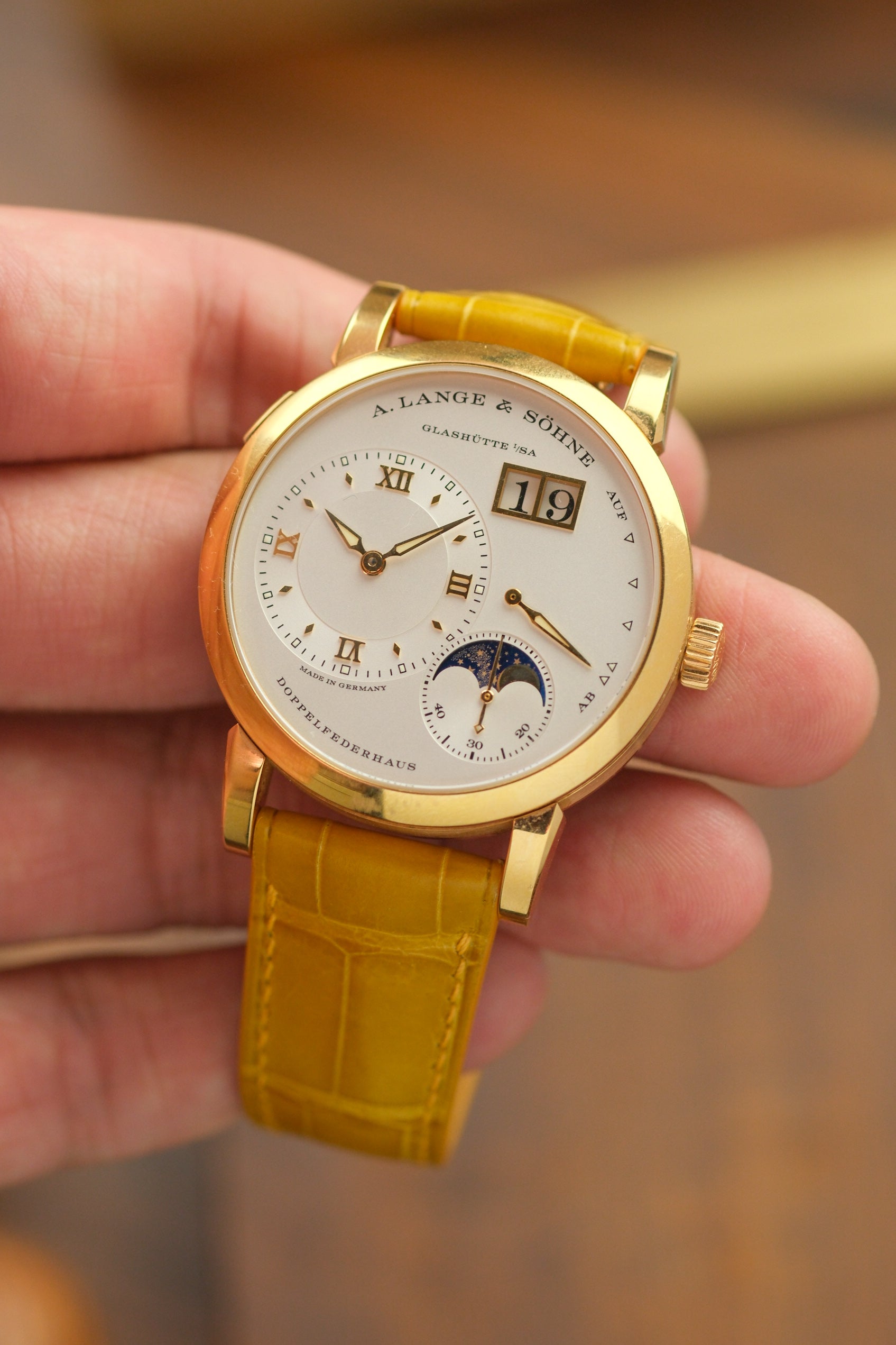 Chrysanthemum Yellow Glazed Alligator (Padded) Leather Strap