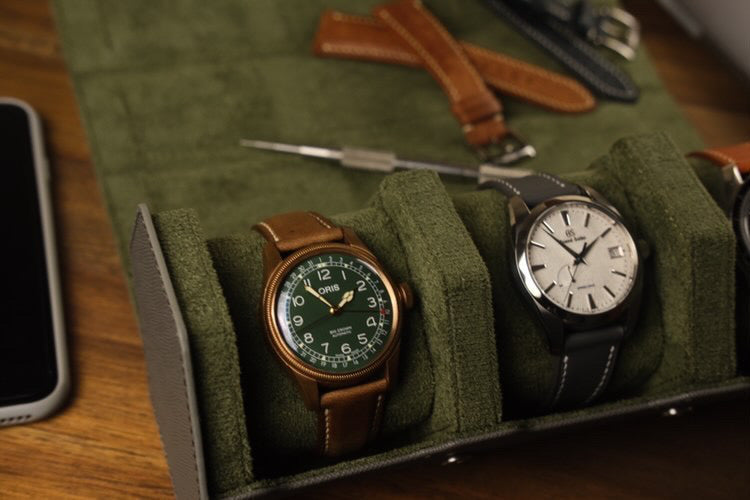 *PREORDER* Hexad Trio - Saffiano Watch Case in Grey/Olive - Artisan Straps