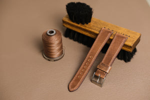 Horween Chromexcel Calf Leather Watch Strap in Natural - Artisan Straps