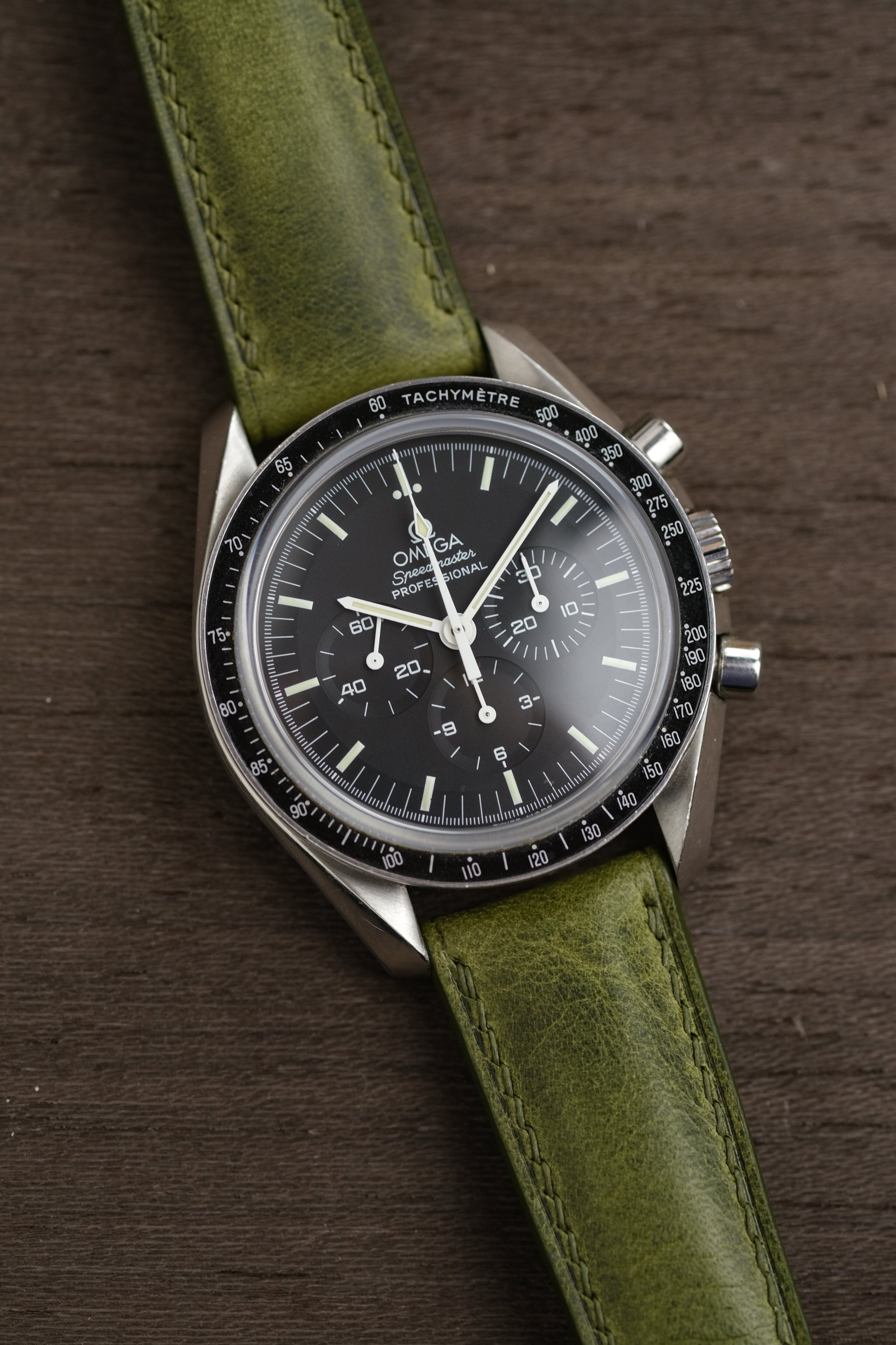 Olive Waxy (Padded) Leather Strap - Artisan Straps