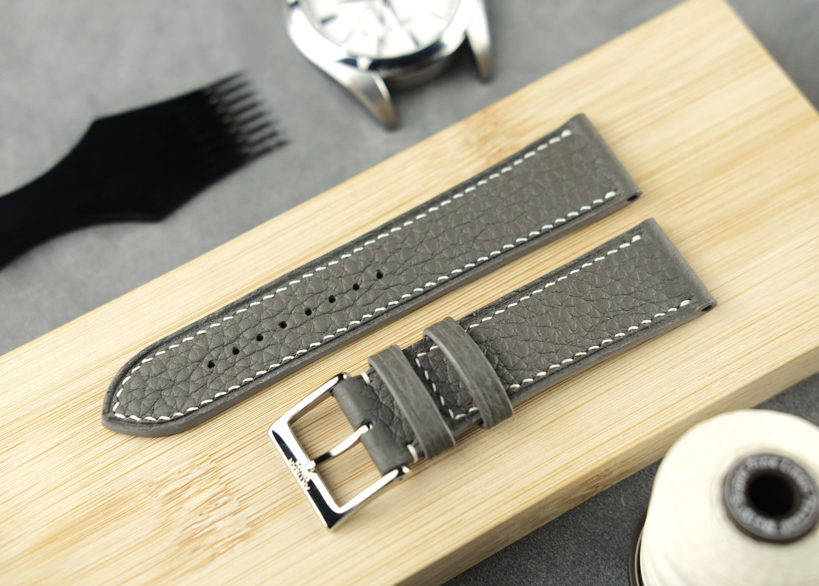 Shrunken Calf Leather Strap in Grey - Artisan Straps